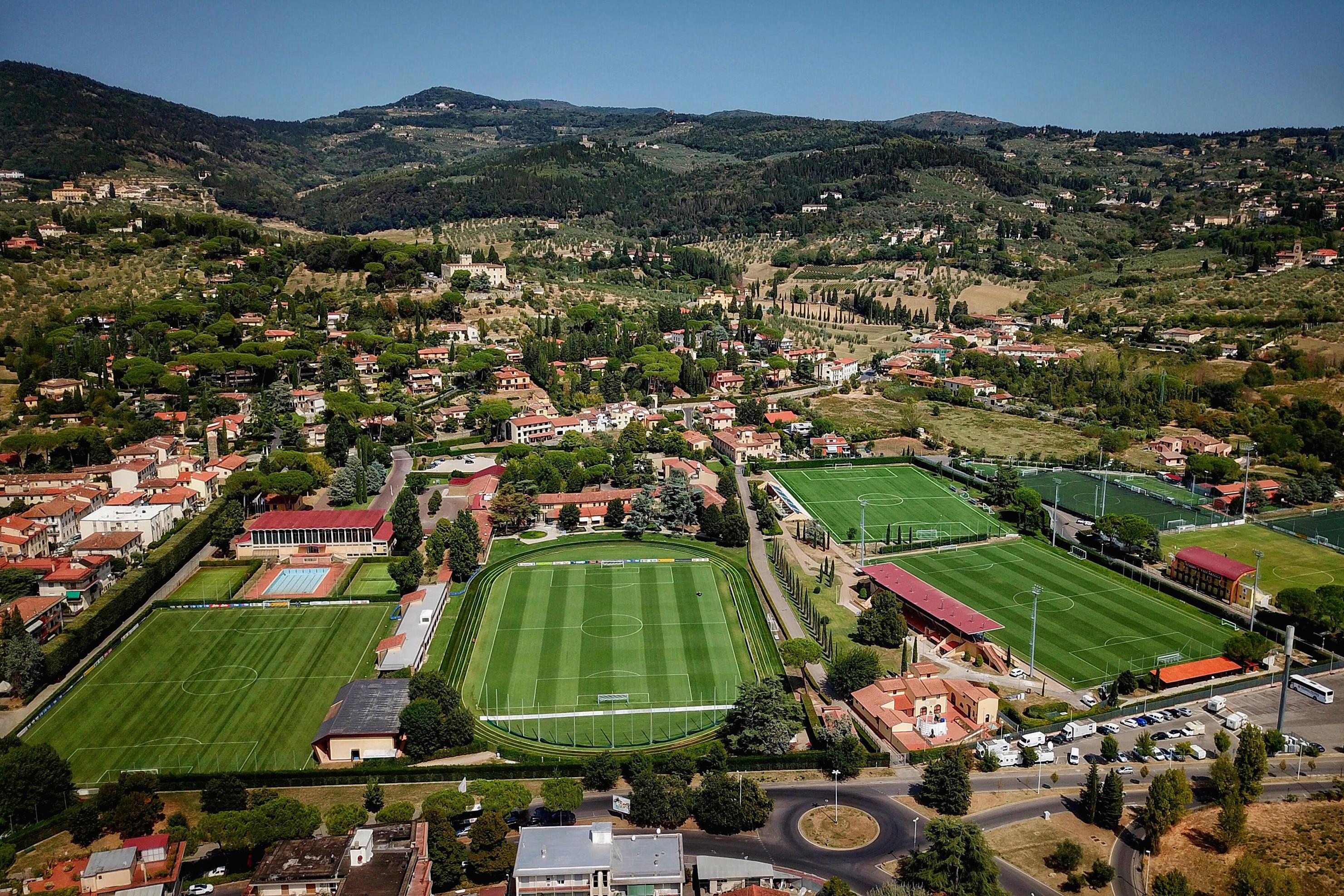 FLORENCE, ITALY - AUGUST 29:  General view prior to the training session at the Italy club\\'s training ground at Coverciano on August 29, 2017 in Florence, Italy.  (Photo by Claudio Villa/Getty Images)