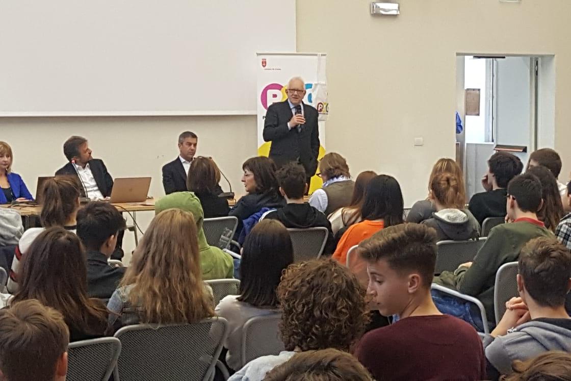 Euro Under 21 Italia 2019: a Trieste gli studenti incontrano Costacurta e Stefani
