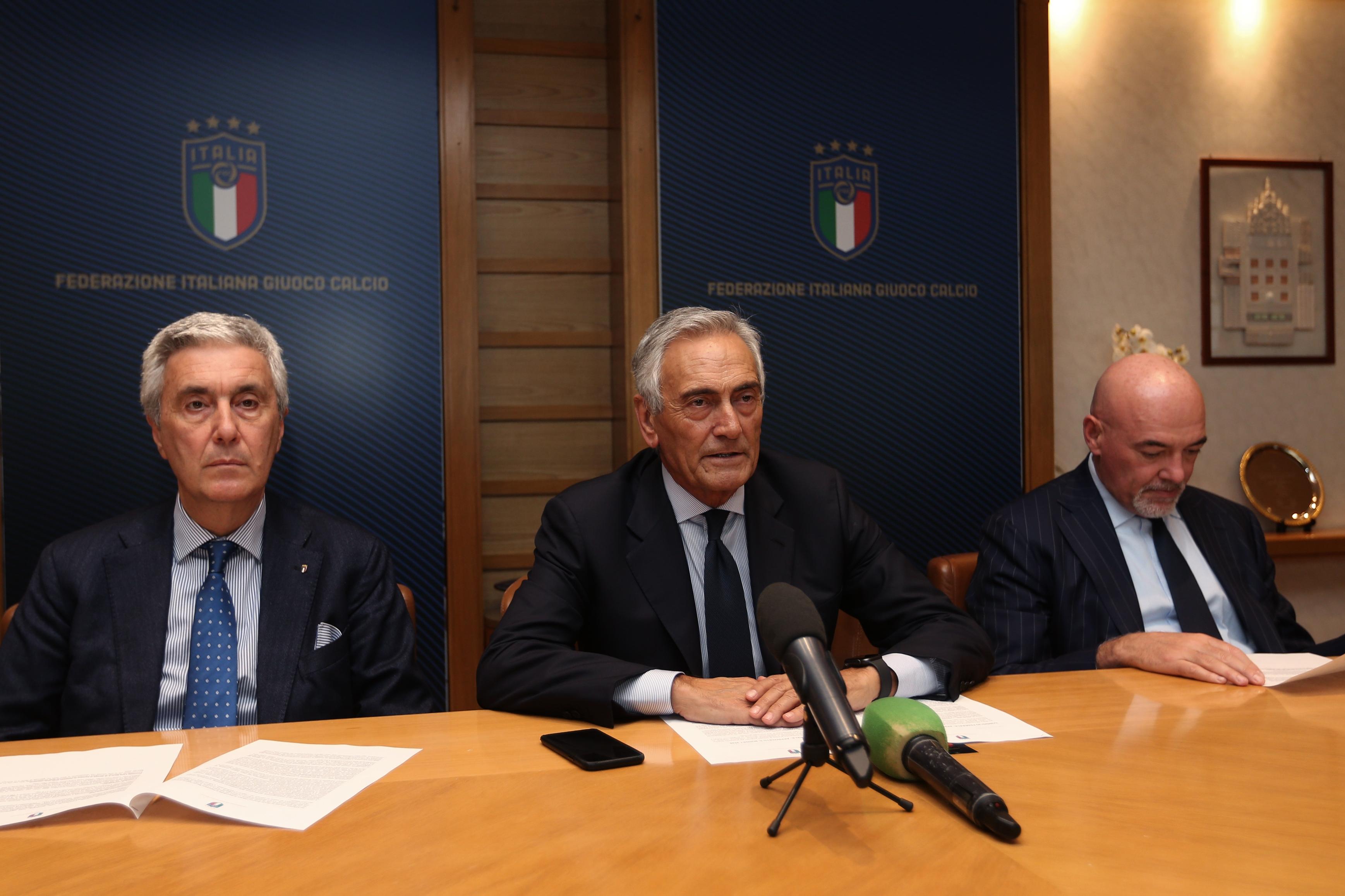 ROME, ITALY - JANUARY 27:  (L-R) Cosimo Sibilia, FIGC President Gabriele Gravina and General Director Marco Brunelli attend the press conference after the  Italian Football Federation (FIGC) federal council meeting on January 27, 2020 in Rome, Italy.  (Photo by Paolo Bruno/Getty Images)