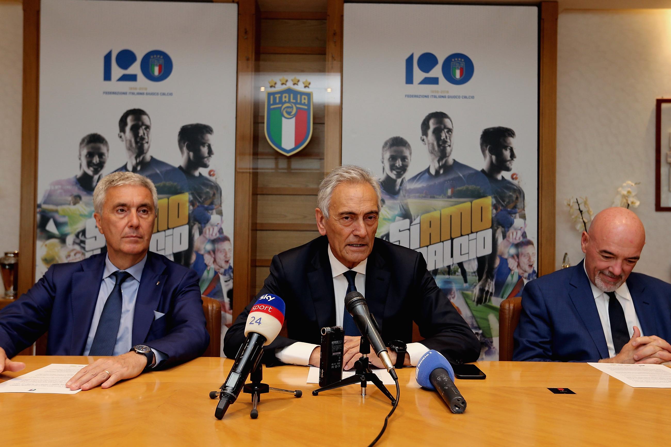 ROME, ITALY - JUNE 27:  (L-R) FIGC Vice President Cosimo Sibilia, FIGC President Gabriele Gravina and General Director Marco Brunelli attend the press conference after the Italian Football Federation (FIGC) federal council meeting on June 27, 2019 in Rome, Italy.  (Photo by Paolo Bruno/Getty Images) *** Local Caption *** Antonio Di Sebastinao; Cosimo Sibilia; Gabriele Gravina; Marco Brunelli