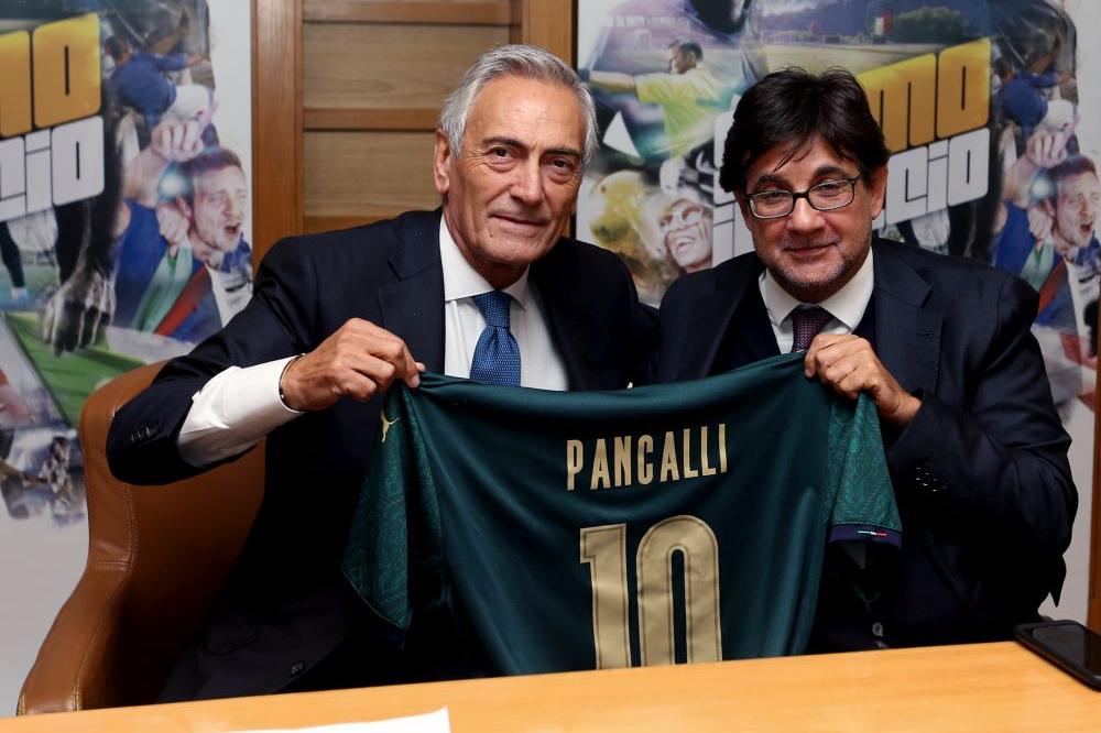 ROME, ITALY - OCTOBER 17:   Gabriele Gravina and Luca Pancalli attend the paralympic soccer press conference\\ron October 17, 2019 in Rome, Italy.  (Photo by Paolo Bruno/Getty Images)\\r