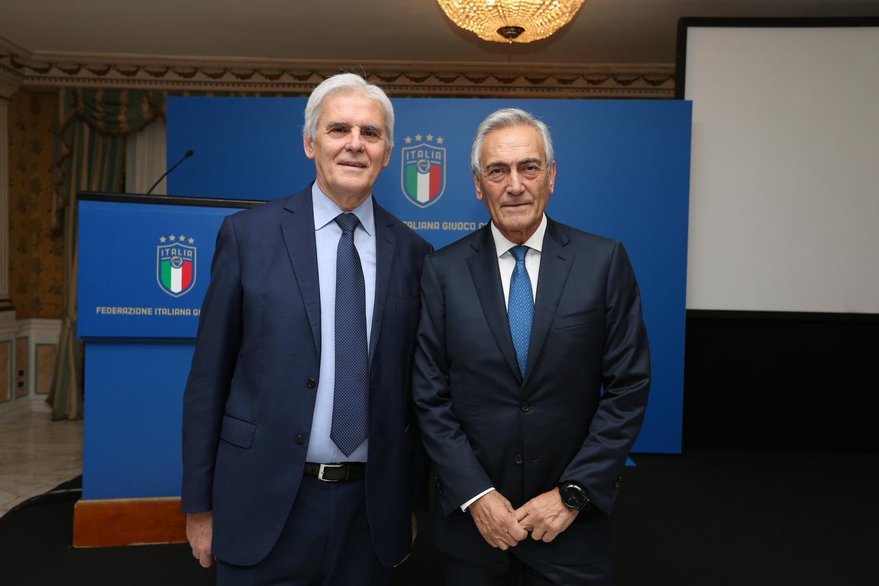 ROMA, ITALY - NOVEMBER 15: JUVENTUS STORE November 15, 2019 in Roma, Italy. (Photo by Paolo Bruno/Getty Images)