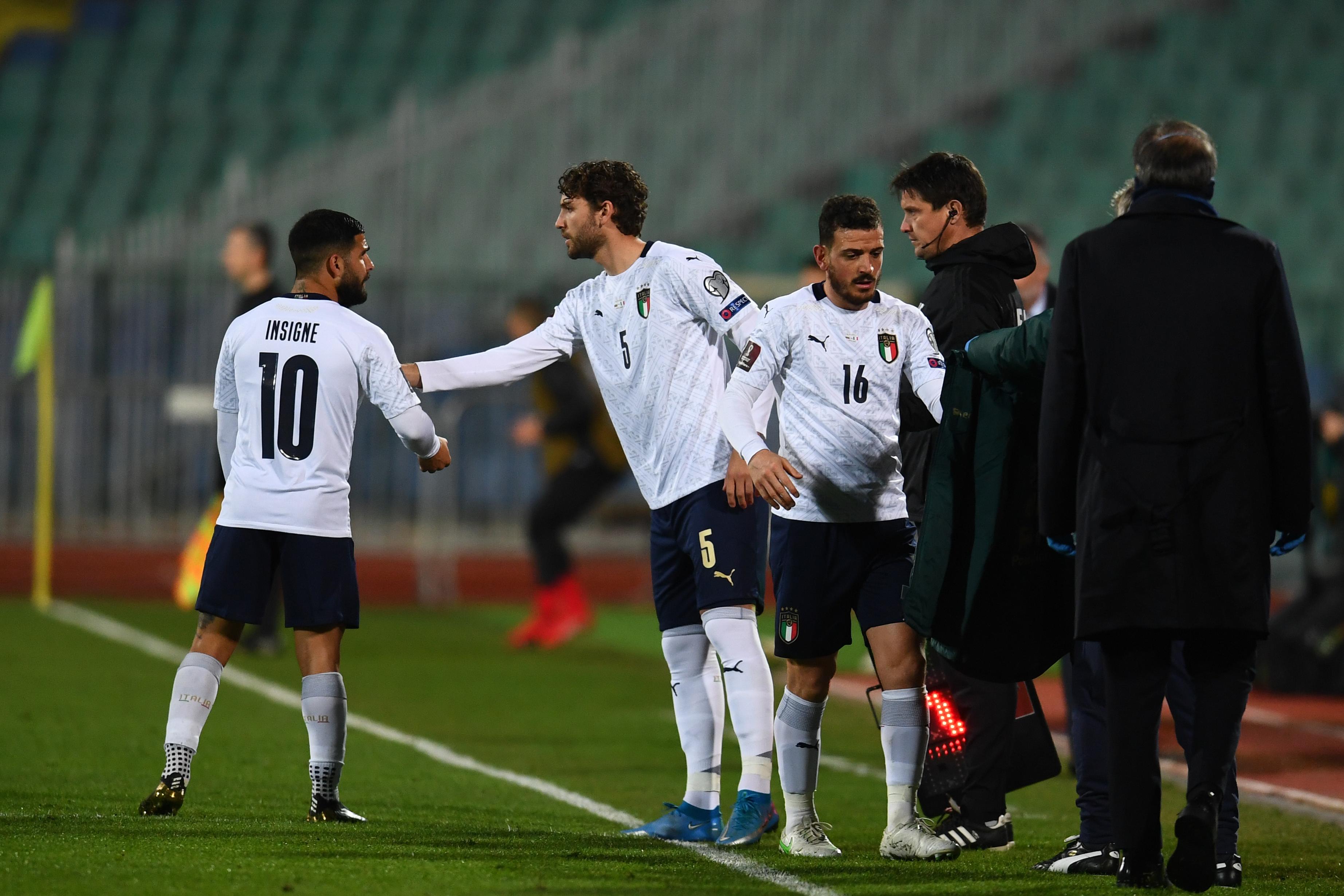 SOFIA, BULGARIA - MARCH 28: Manuel Locatelli of Italy #5 in action during the FIFA World Cup 2022 Qatar qualifying match between Bulgaria and Italy on March 28, 2021 in Sofia, Bulgaria. (Photo by Claudio Villa/Getty Images)