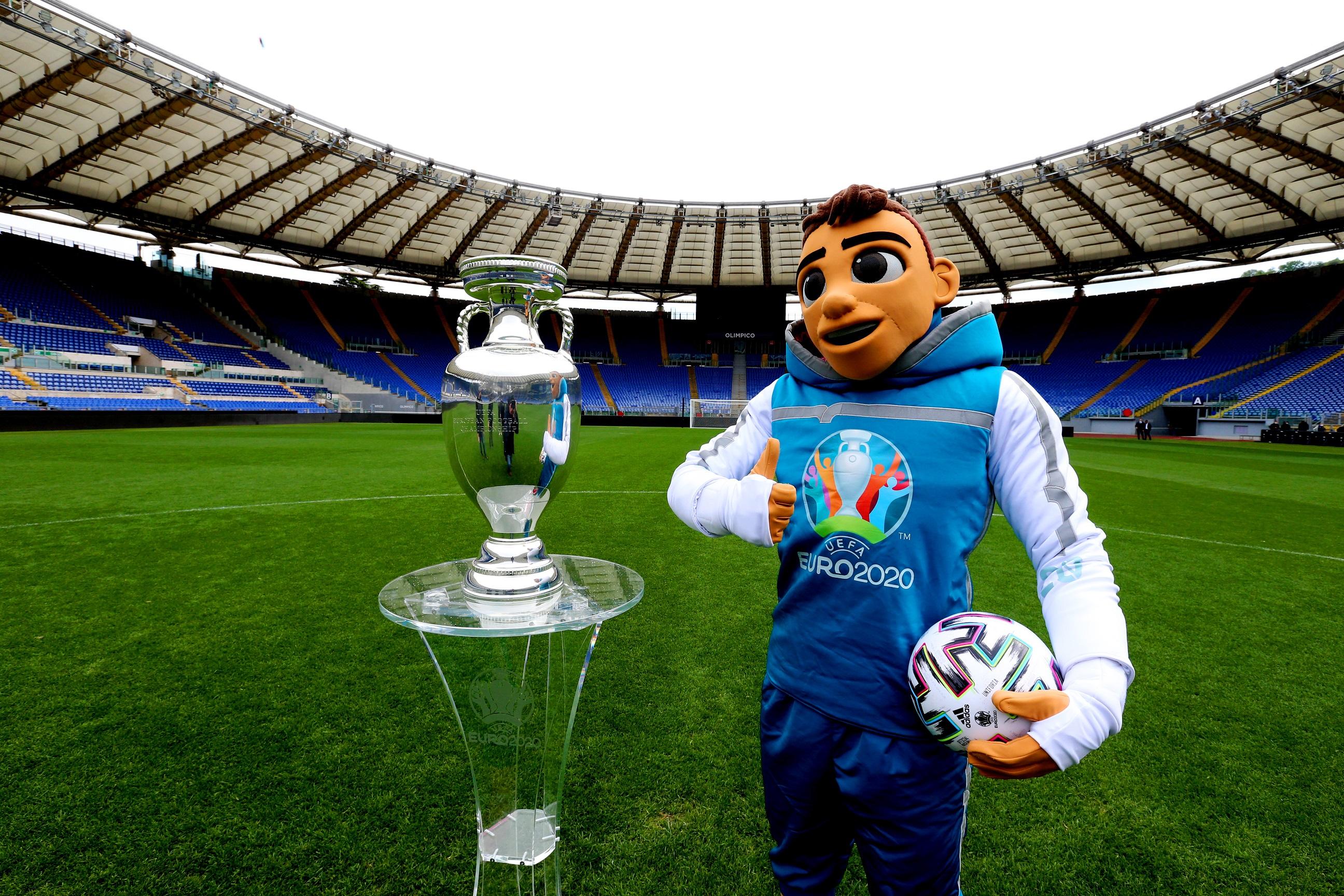 ROME, ITALY - APRIL 20:  The Mascotte Skillzy poses with the Trophy during the UEFA Euro 2020 Trophy Tour at Rome on April 20, 2021 in Rome, Italy.  (Photo by Paolo Bruno/Getty Images) *** Local Caption *** Skillzy