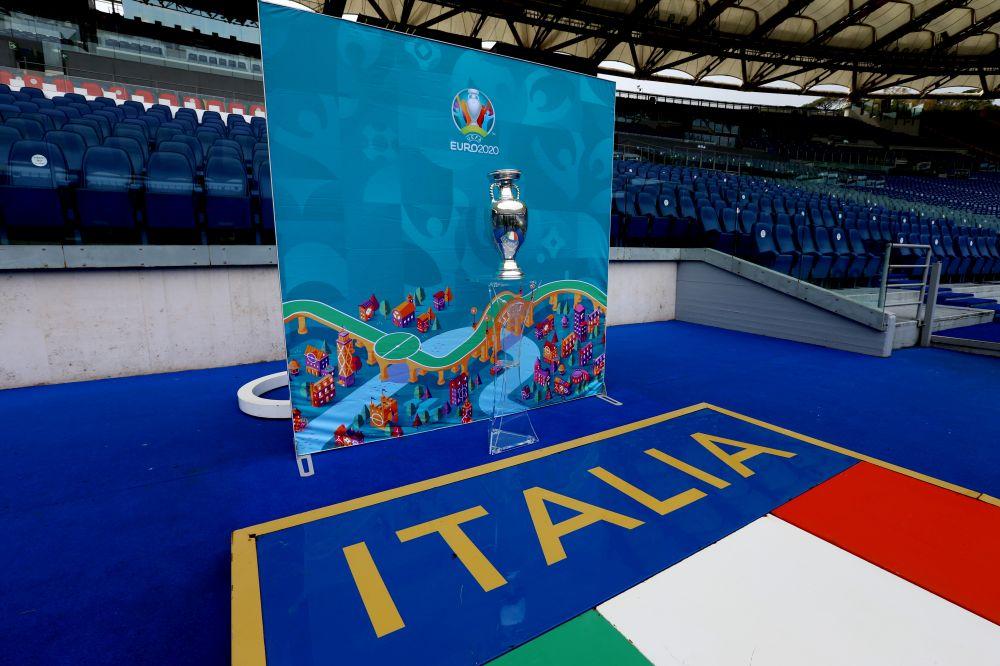 ROME, ITALY - APRIL 20: A general view of the UEFA Euro 2020 Trophy during the UEFA Euro 2020 Trophy Tour at Rome on April 20, 2021 in Rome, Italy. (Photo by Paolo Bruno/Getty Images)