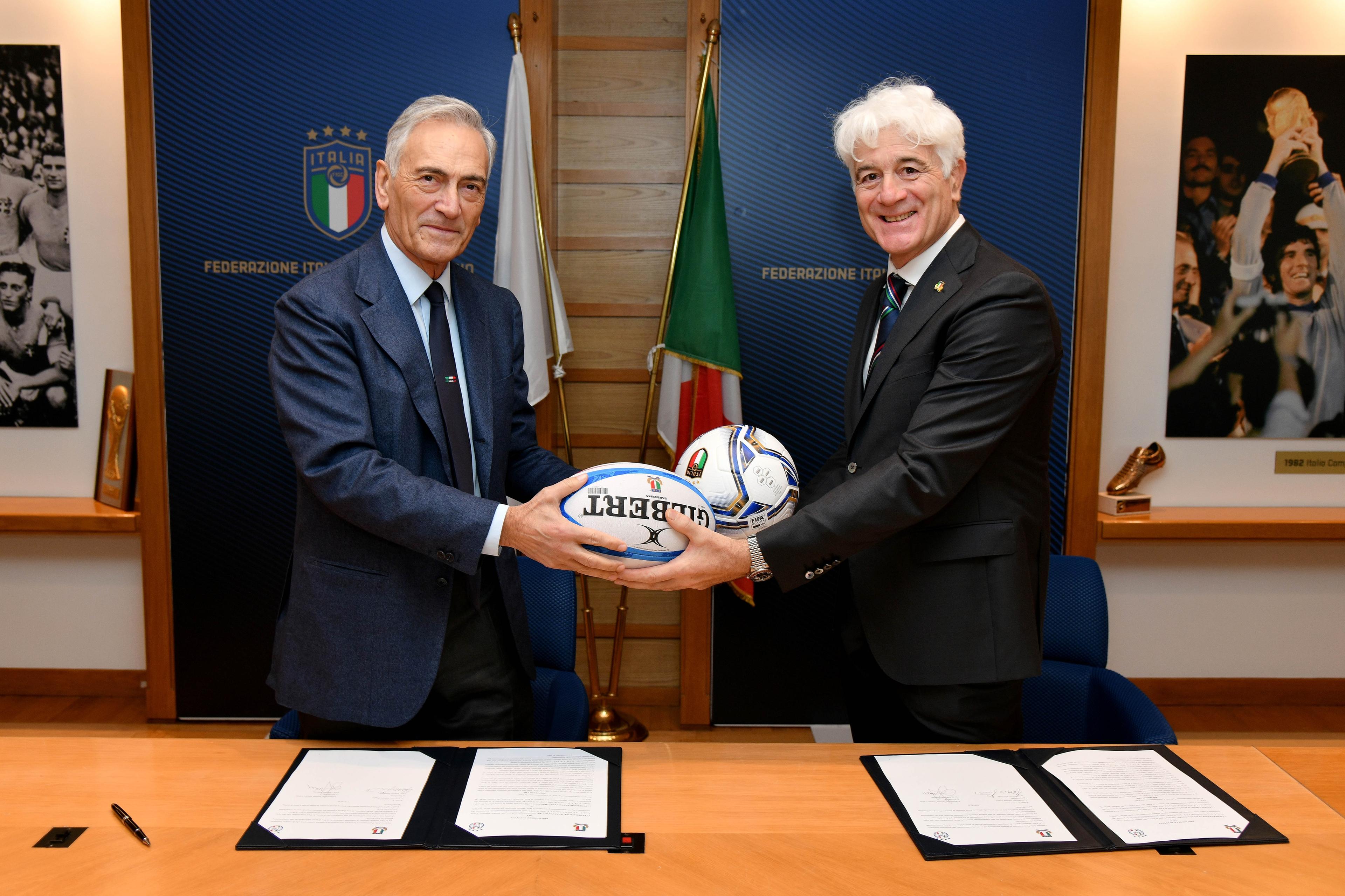 Accordo FIGC e Federugby\\rIl Presidente della FIGC Gabriele Gravina e Il Presidente dell fedrugby Marzio Innocenti\\rRoma, 17 Dicembre 2021\\r\\u00C2\\u00A9 Marco Rosi / Gettyimages