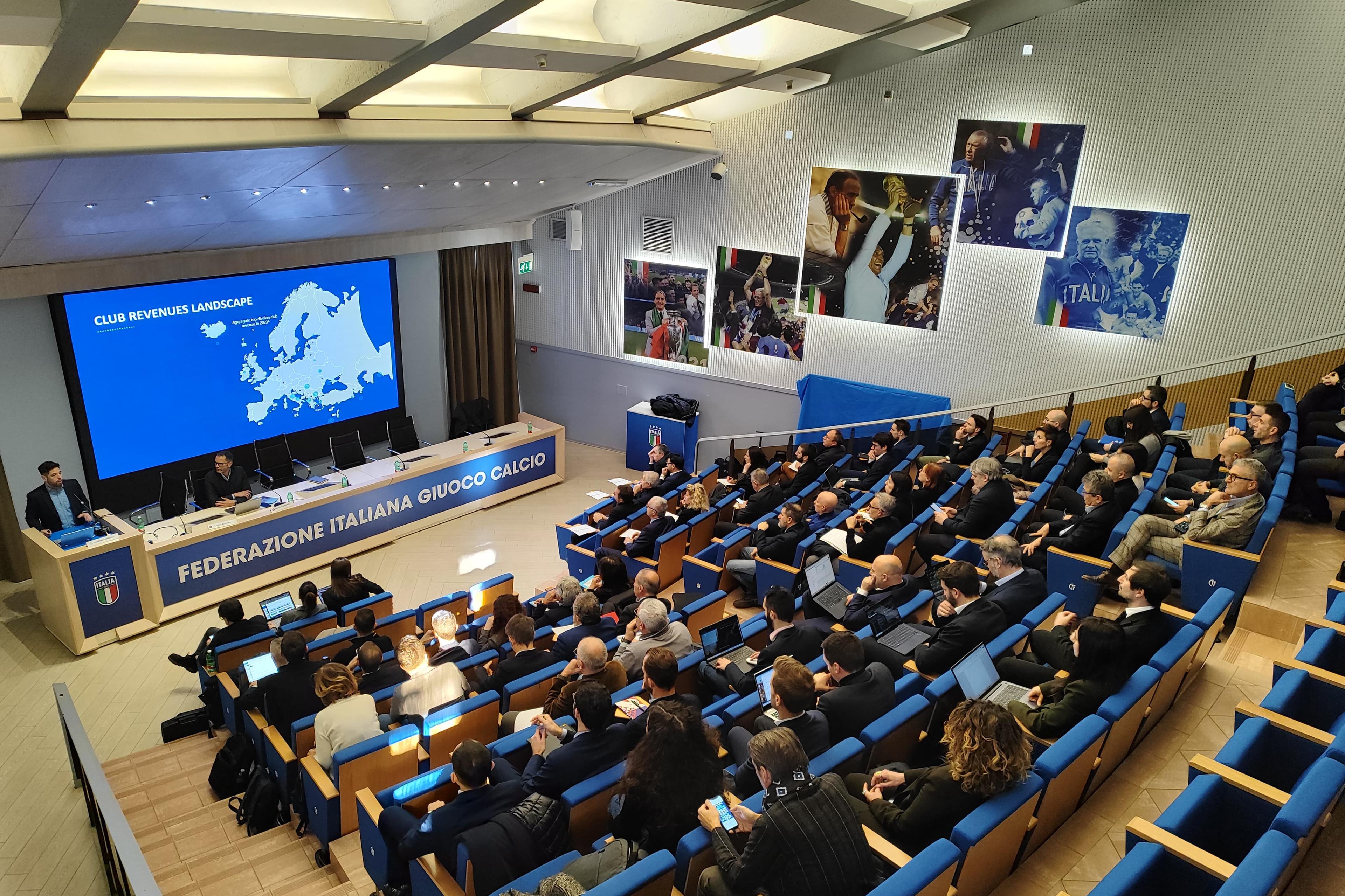A Coverciano per le Licenze UEFA: in aula magna segretari e responsabili amministrativi dei club di A e B