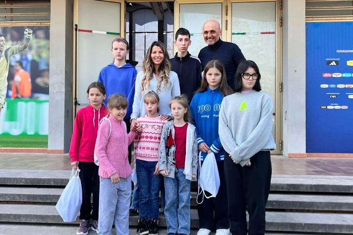 Ucraina: Claudia Conte e FIGC insieme per gli orfani di Kharkiv