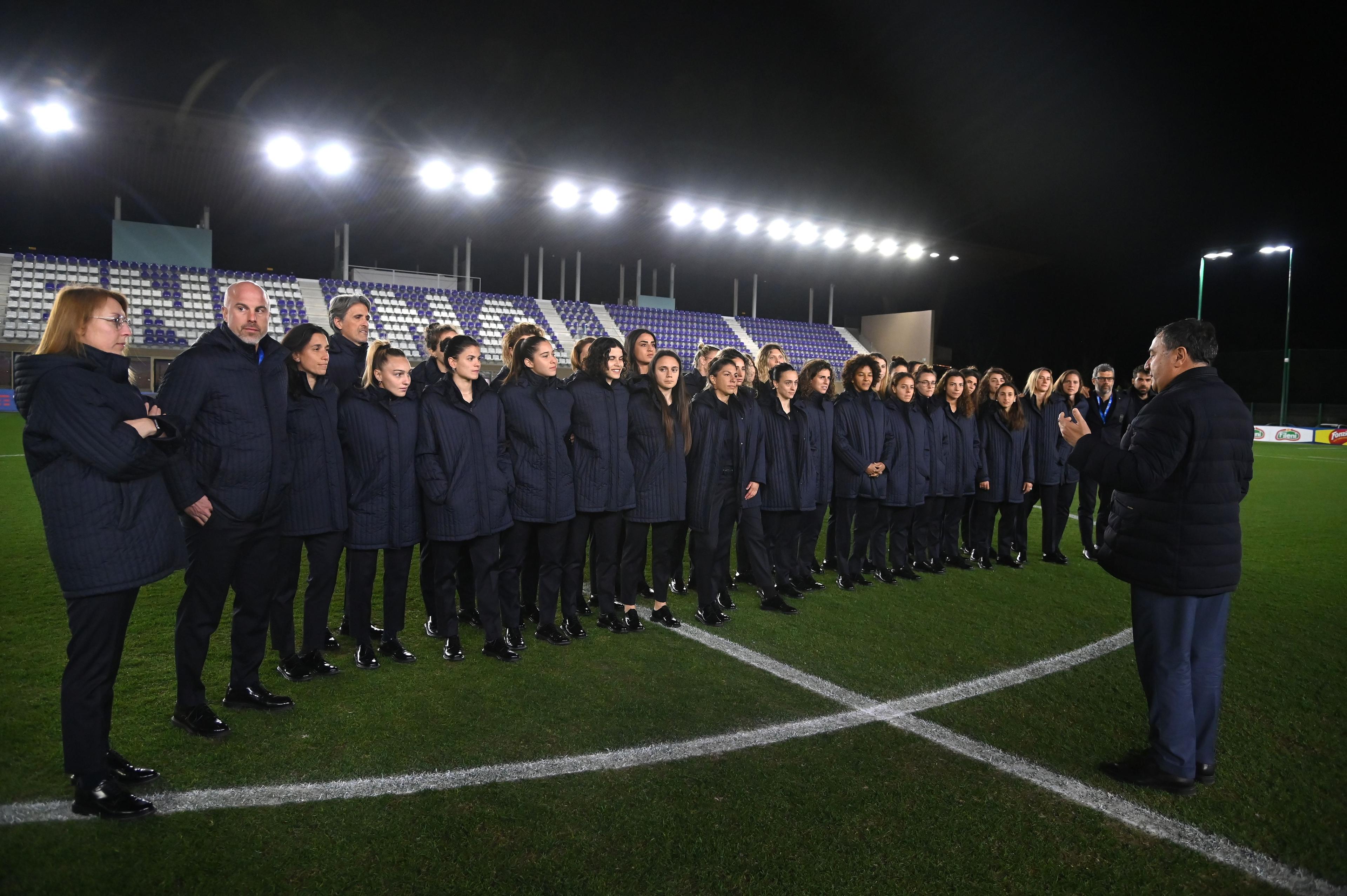 FLORENCE, ITALY - FEBRUARY 22:Italian players during the Italy Women Pitch Inspection at Viola Park on February 22, 2024 in Florence, Italy. (Photo by Alessandro Sabattini/Getty Images)