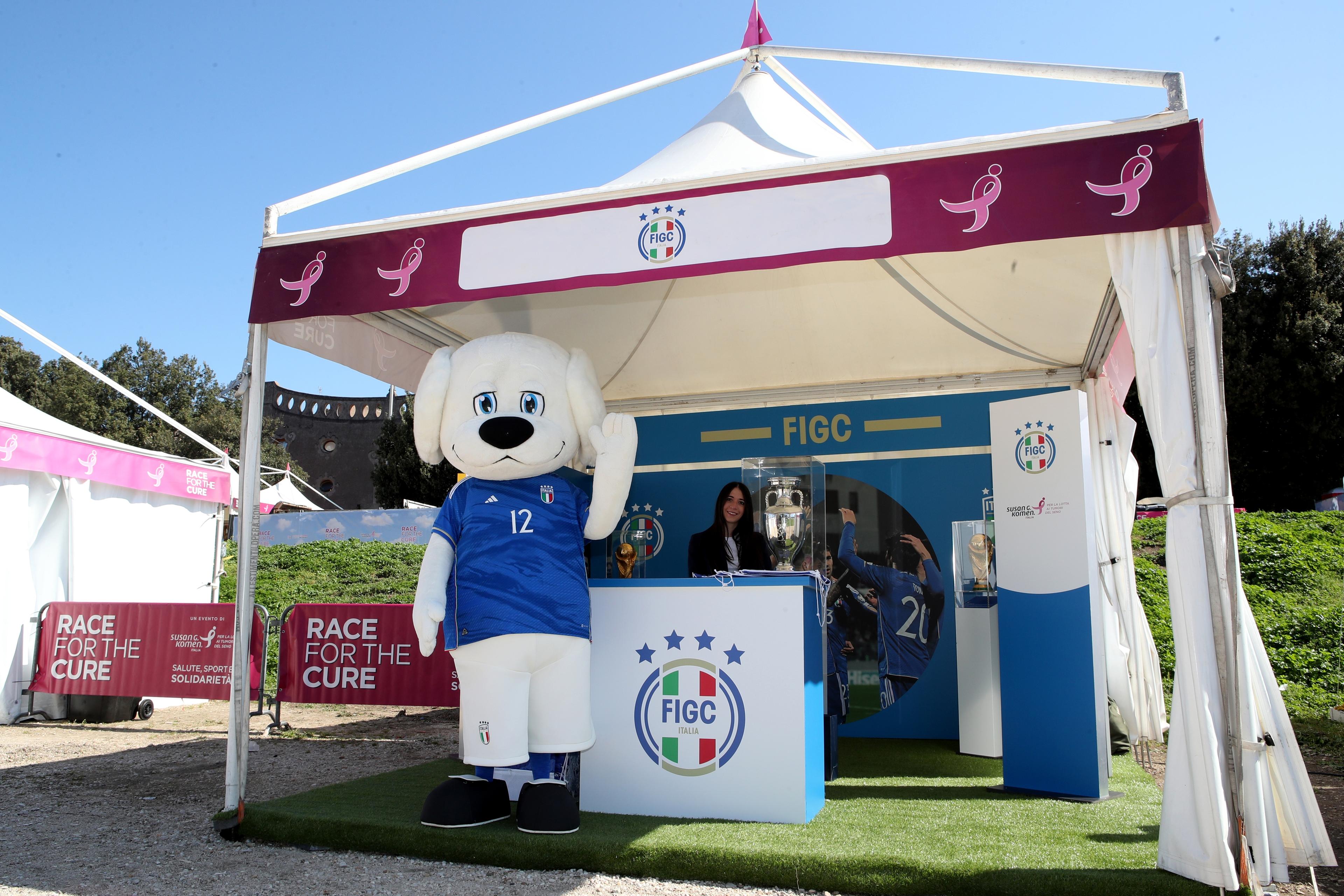 La Race for the Cure compie 25 anni: unisciti alla lotta ai tumori al seno partecipando insieme alla Squadra Azzurra