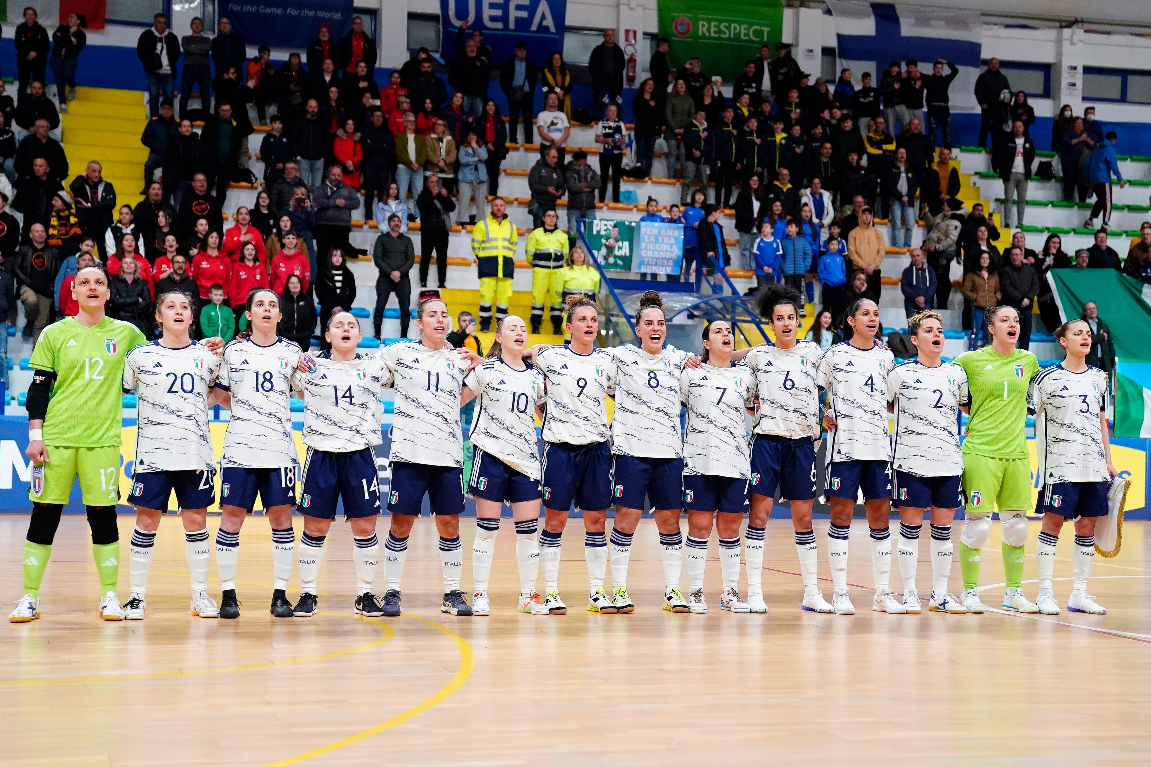 MONTESILVANO, ITALY - MARCH 17: Italy line up during national anthem during the Women Futsal Friendly match between Italy and Finland on March 17, 2023 in Montesilvano, Italy. (Photo by Danilo Di Giovanni/Getty Images)