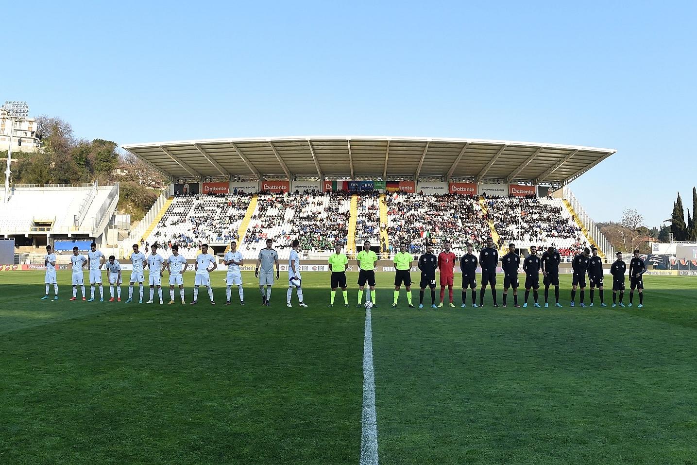 ASCOLI PICENO, ITALY - MARCH 24: Team of Italy U20 and Team of Germany U20 prior the international friendly match between Italy U20 and Germany U20 at Stadio Cino e Lillo del Duca on March 24, 2022 in Ascoli Piceno, Italy. (Photo by Giuseppe Bellini/Getty Images)