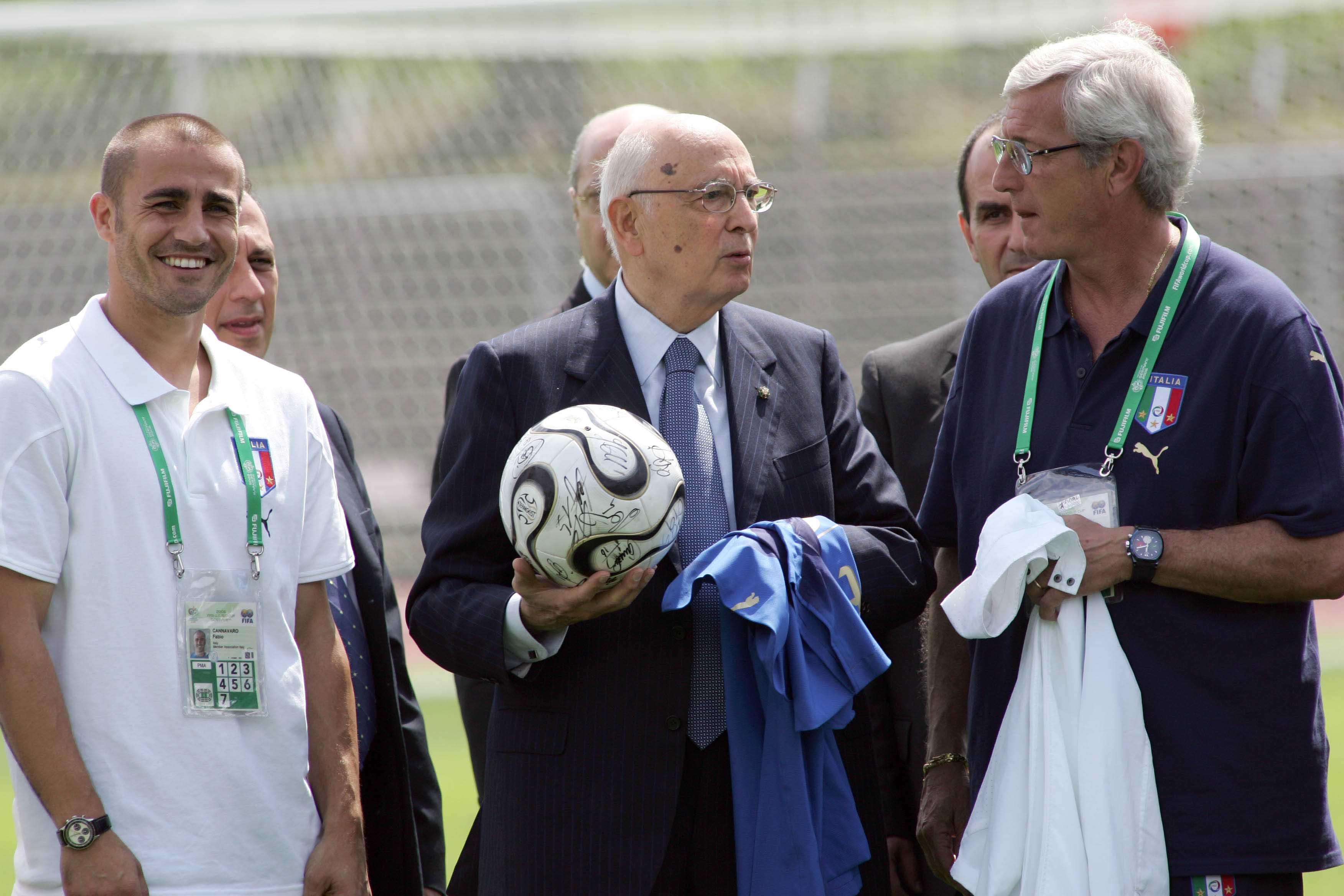 BERLIN, GERMANY - JULY 09:  President Giorgio Napolitano, Fabio Cannavaro and Marcello lippi attend Italy training session at Mommsen Stadium during the FIFA World Cup Germany 2006 on July 09, 2006 in Berlin, Germany.  (Photo by FIGC/FIGC) *** Local Caption *** Giorgio Napolitano;Fabio Cannavaro;Marcello Lippi
