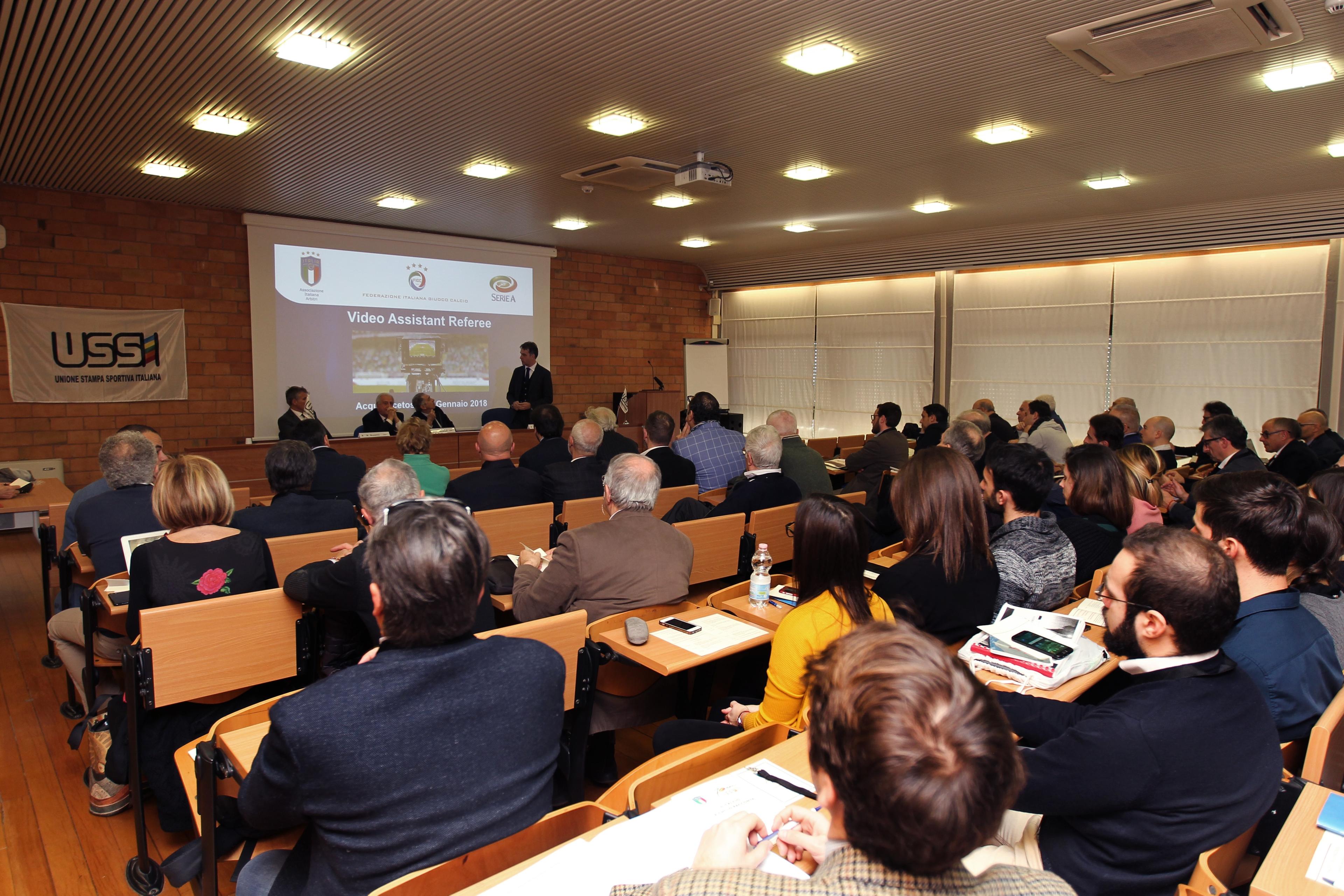 ROME, ITALY - Juanary 18: Roberto Rosetti of VAR, Roberto Fabbricini of CONI, Luigi Ferrajolo of USSI and Michele Uva General Director of FIGC attend the FIGC-USSI meeting at Giulio Onesti sport center on  Juanary 18 2018 in Rome, Italy.  (Photo by Paolo Bruno/Getty Images)