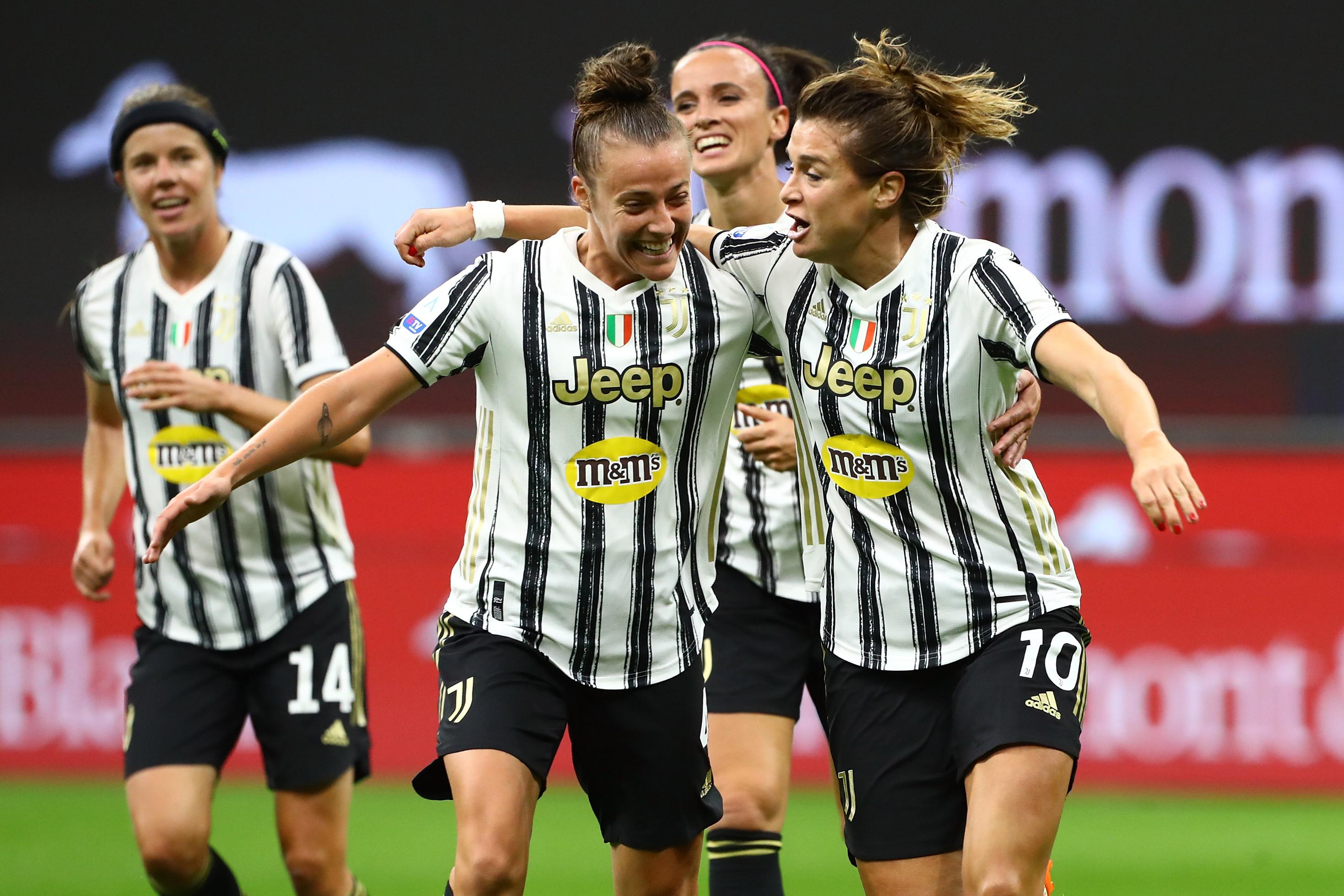 MILAN, ITALY - OCTOBER 05:  Cristina Girelli (R) of Juventus celebrates celebrates with her team-mate Aurora Galli (L) after scoring the opening goal during the Women Serie A match between AC Milan and Juventus at Stadio Giuseppe Meazza on October 5, 2020 in Milan, Italy.  (Photo by Marco Luzzani/Getty Images) *** Local Caption *** Cristina Girelli; Aurora Galli