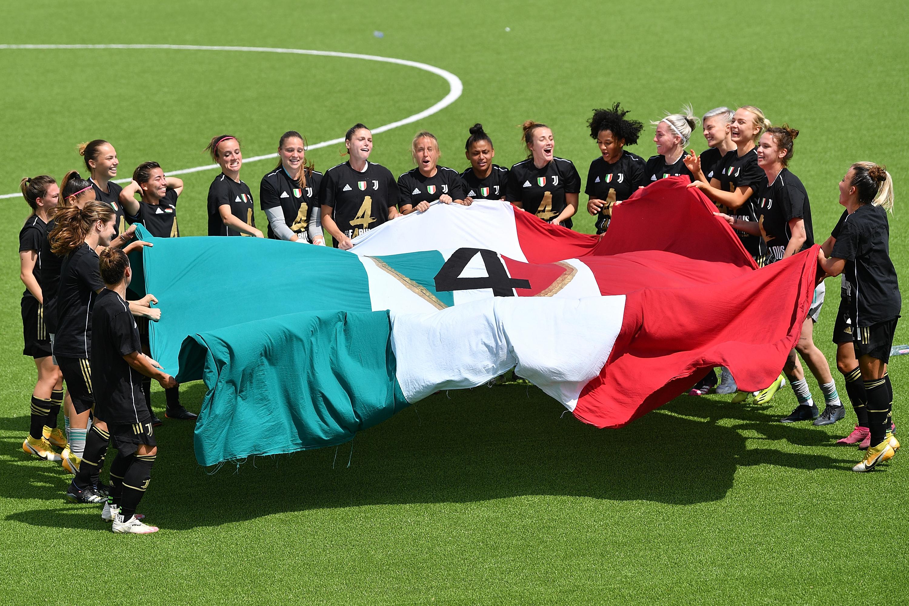 VINOVO, ITALY - MAY 08:  during the Women Serie A match between Juventus and SSC Napoli at Juventus Center Vinovo on May 8, 2021 in Vinovo, Italy.  (Photo by Valerio Pennicino/Getty Images)