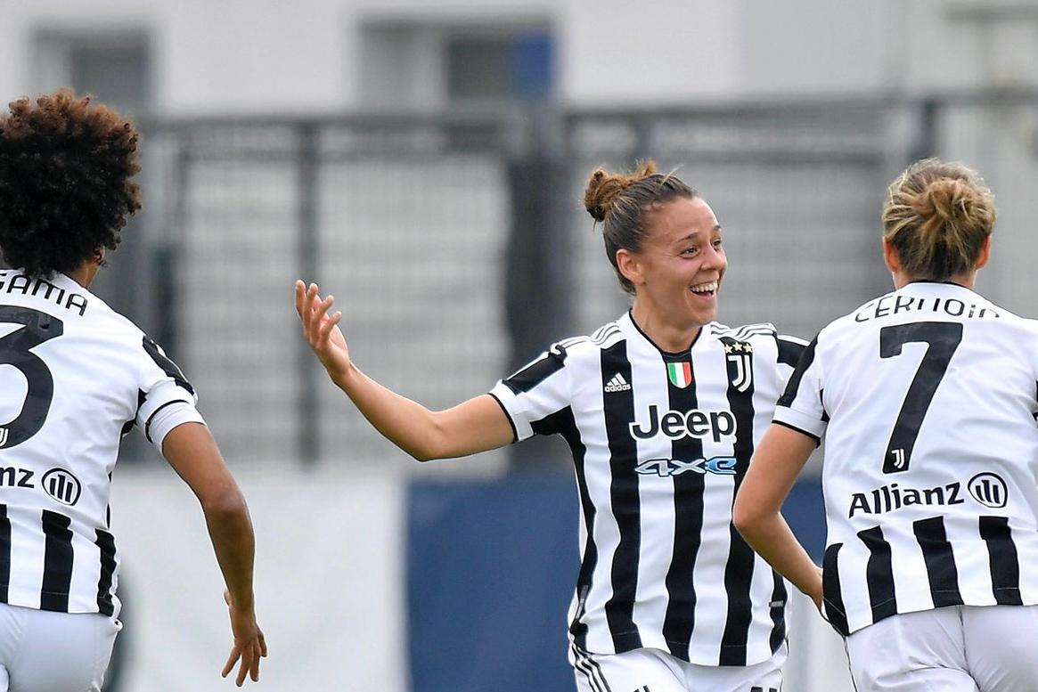 Il Derby d’Italia va ancora alla Juventus, il Milan batte 2-0 la Fiorentina, tre punti per la Samp