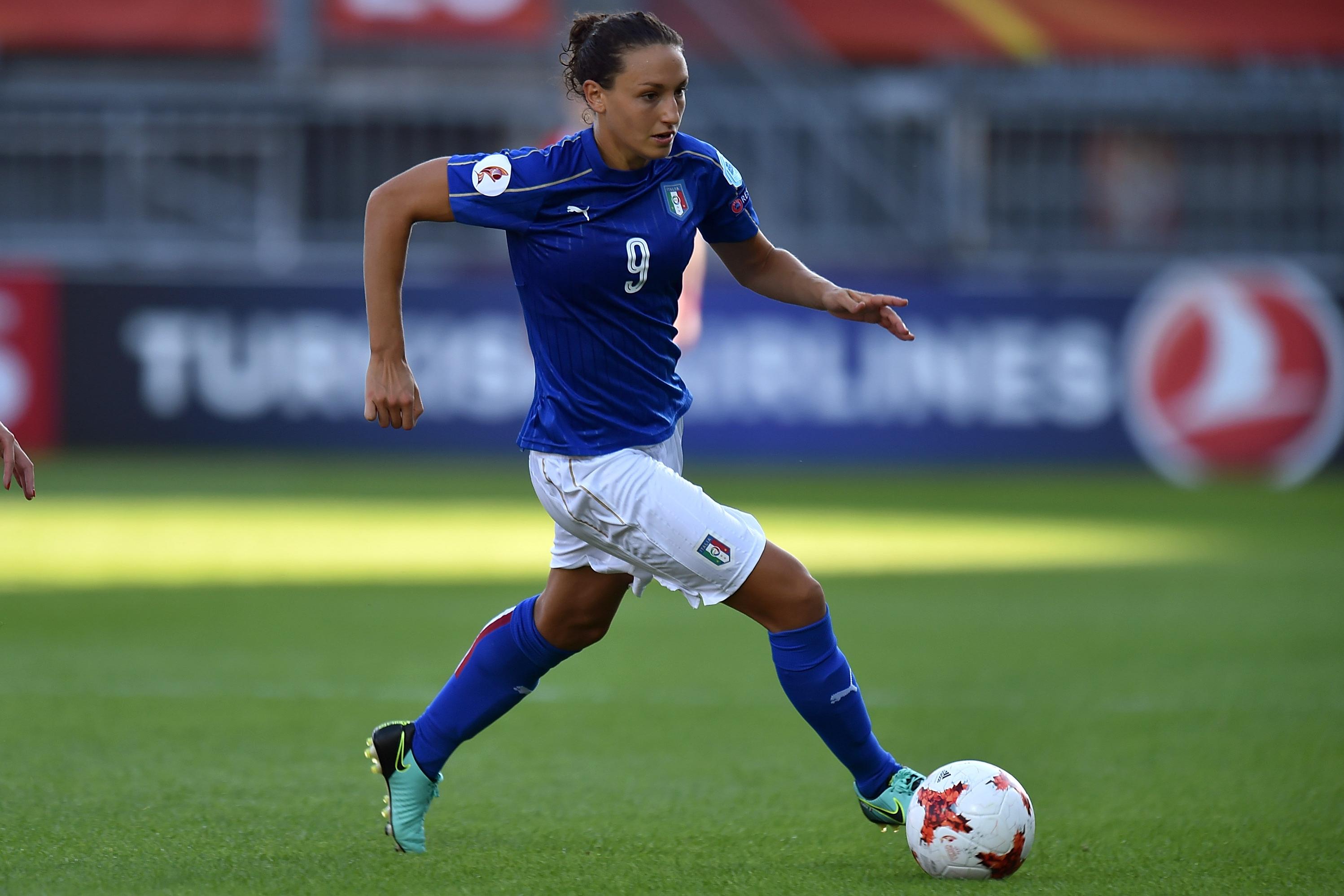 ROTTERDAM, NETHERLANDS - JULY 17: Ilaria Mauro of Italy in action during the UEFA Women\\'s Euro 2017 Group B match between Italy and Russia at Sparta Stadion on July 17, 2017 in Rotterdam, Netherlands. (Photo by Tullio M. Puglia/Getty Images )