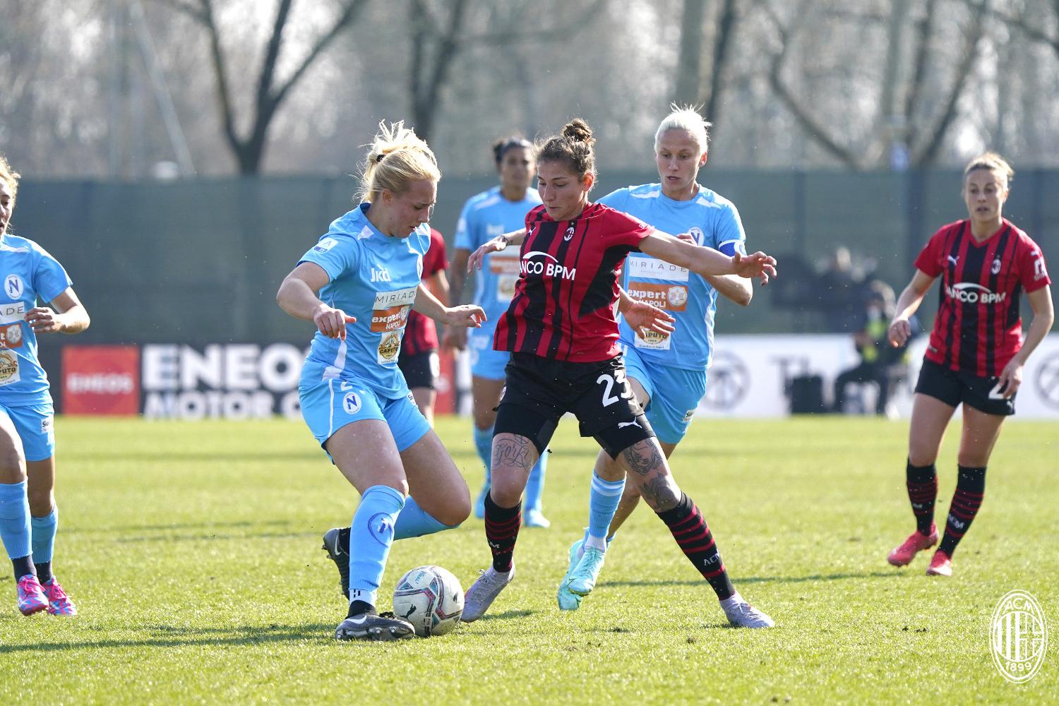 Pari del Milan col Napoli, sconfitte per Sassuolo e Inter, le inseguitrici di Juve e Roma non accorciano