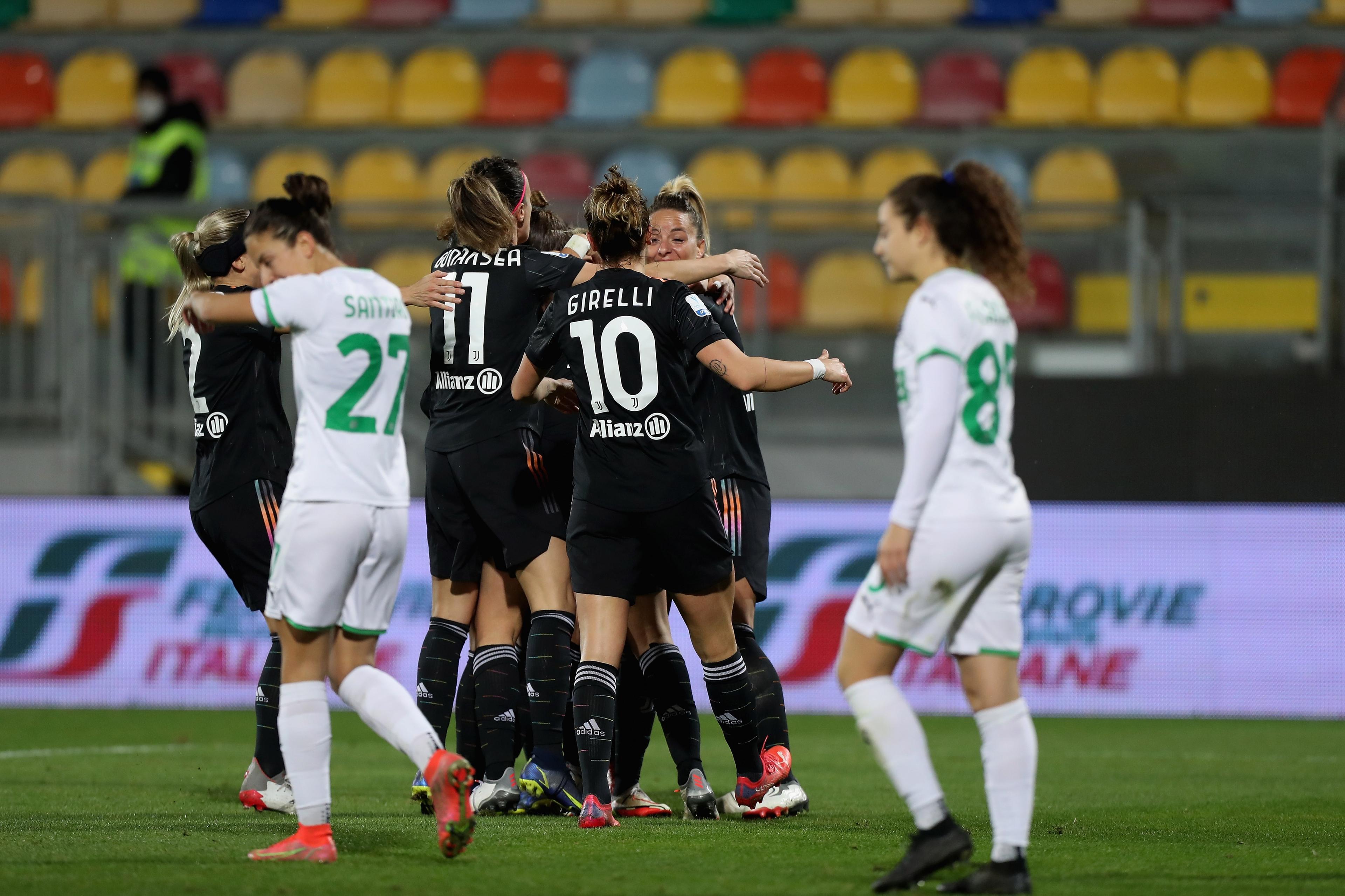 FROSINONE, ITALY - JANUARY 05: Elisa Amanda Nilden with her teammates of Juventus celebrates after scoring the opening goal during the Women Supercup Semifinal match between Juventus and US Sassuolo at Stadio Benito Stirpe on January 5, 2022 in Frosinone, Italy. (Photo by Paolo Bruno/Getty Images) *** Local Caption *** Elisa Amanda Nilden
