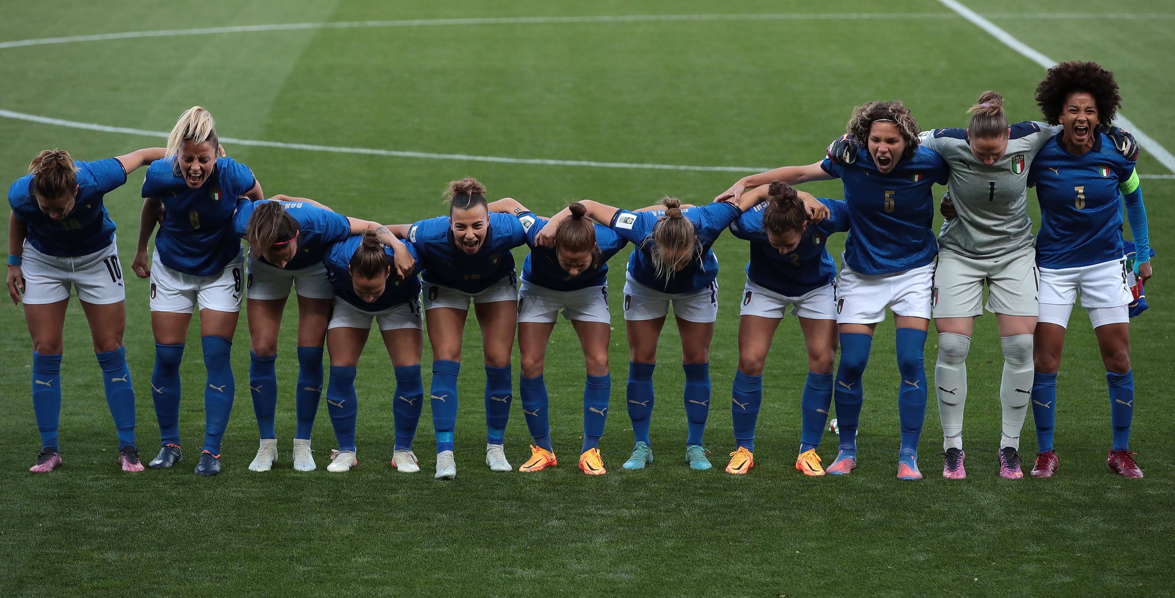PARMA, ITALY - APRIL 08: Italy team line up for the anthems during the FIFA Women's World Cup 2023 Qualifier group G match between Italy and Lithuania at Stadio Ennio Tardini on April 08, 2022 in Parma, Italy. (Photo by Emilio Andreoli/Getty Images)