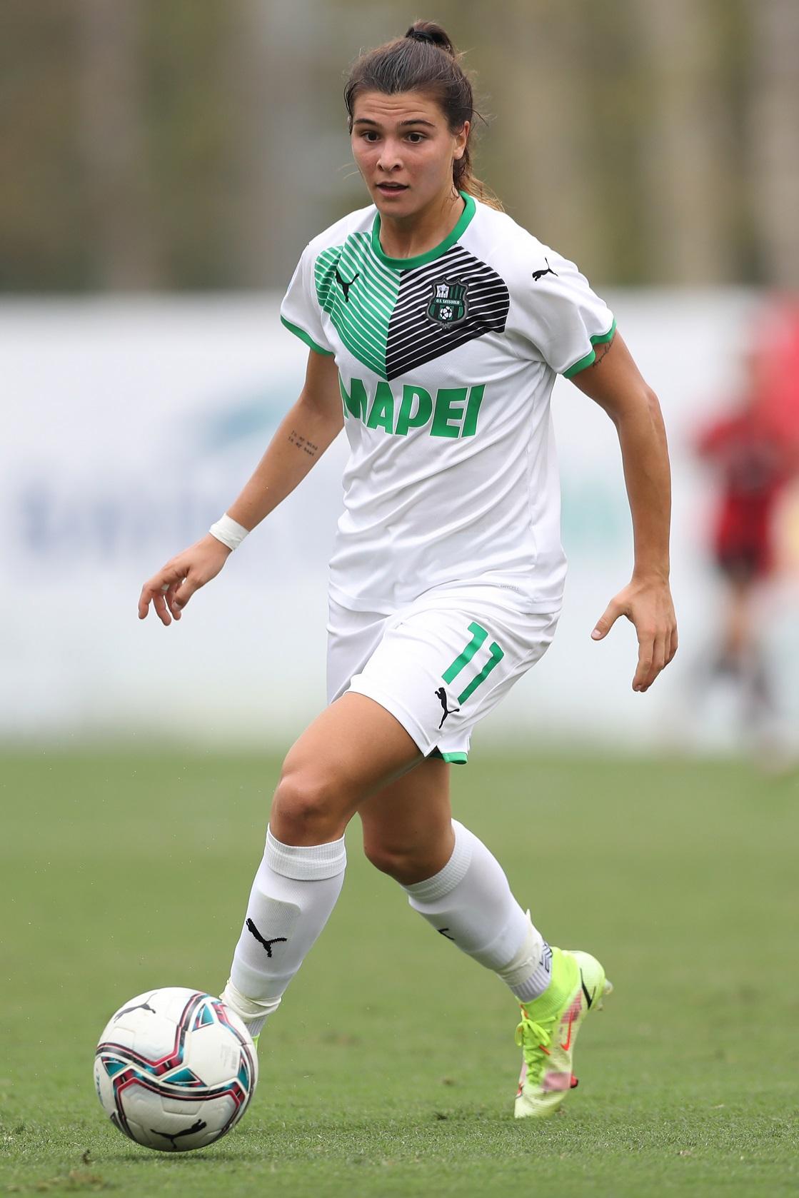 MILAN, ITALY - SEPTEMBER 25: Sofia Cantore of US Sassuolo during the Women's Serie A match between AC Milan and Sassuolo at Campo Sportivo Vismara on September 25, 2021 in Milan, Italy. (Photo by Jonathan Moscrop/Getty Images)