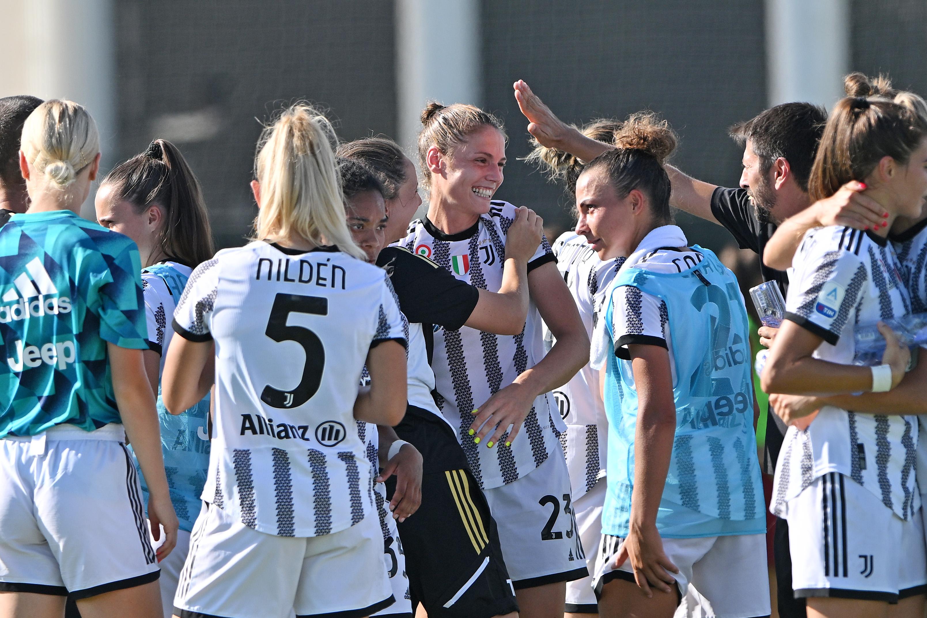 VINOVO, ITALY - SEPTEMBER 16: Cecilia Salvai of Juventus is welcomed back by her teammates during the Women Serie A match between Juventus and AS Roma at Juventus Center Vinovo on September 16, 2022 in Vinovo, Italy. (Photo by Chris Ricco/Getty Images)