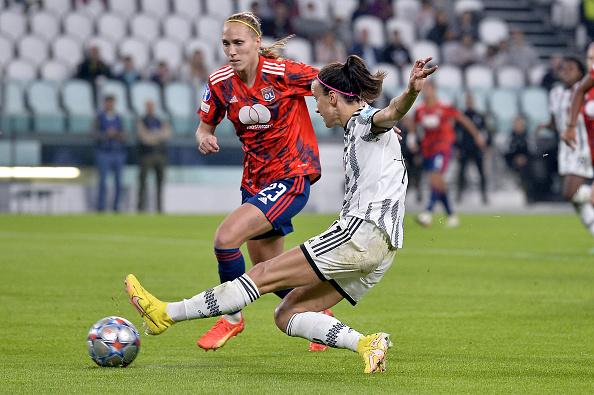 TURIN, ITALY - OCTOBER 27: Barbara Bonansea of Juventus Women is challenged by Janice Cayaman of Olympique Lyonnais during the UEFA Women's Champions League group C match between Juventus and Olympique Lyonnais at Allianz Stadium on October 27, 2022 in Turin, Italy. (Photo by Filippo Alfero - Juventus FC/Juventus FC via Getty Images)