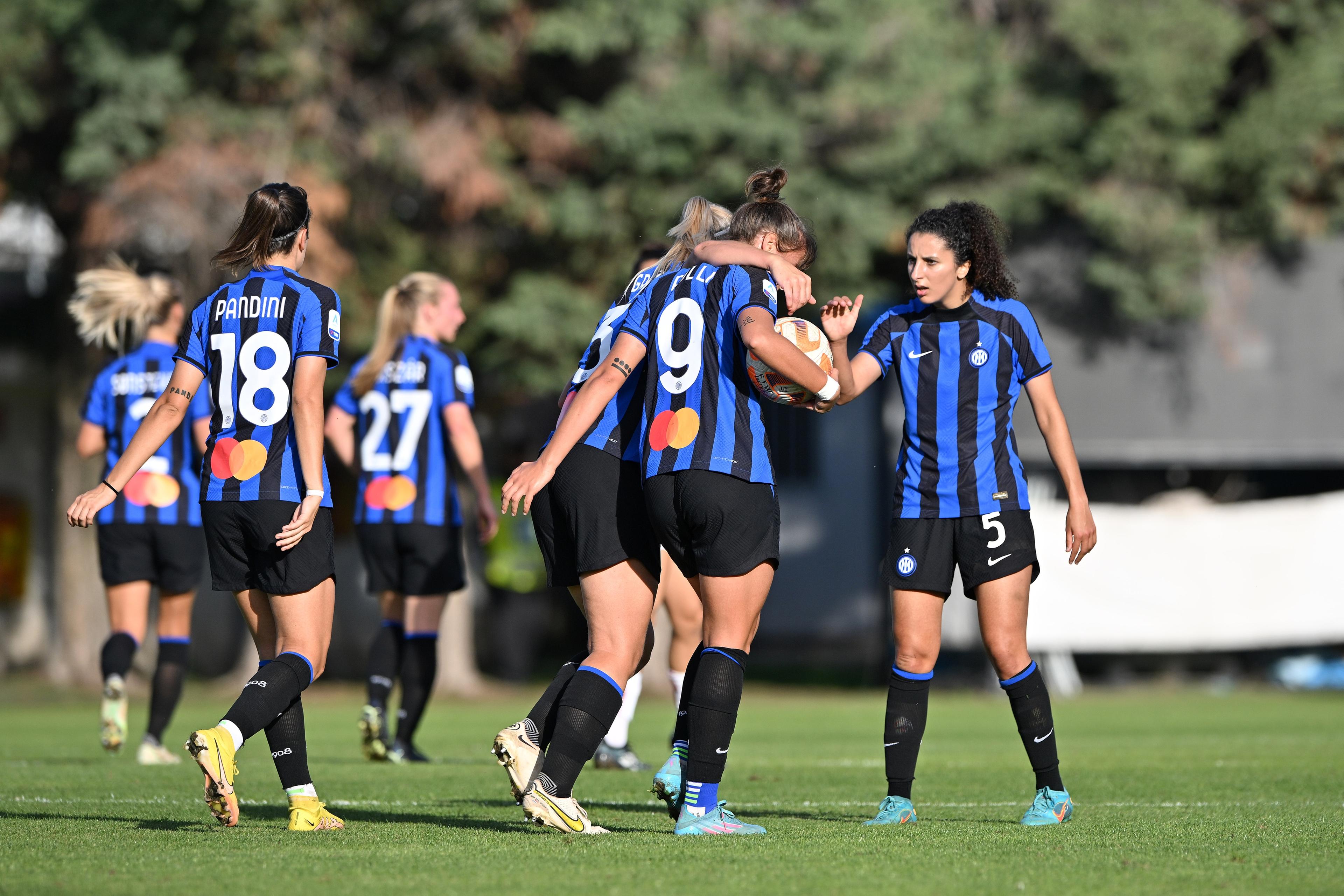 Fiorentina e Inter a valanga, vittorie anche per Milan, Sampdoria e Sassuolo. La situazione degli otto gironi