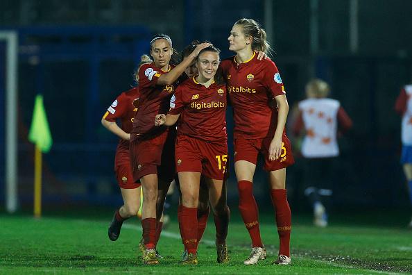 ROME, ITALY - DECEMBER 16: Annamaria Serturini of AS Roma celebrates after scoring her team\\'s first goal with team mates during the UEFA Women\\'s Champions League group B match between AS Roma and SKN St. P\\u00C3\\u00B6lten at on December 16, 2022 in Rome, Italy. (Photo by Matteo Ciambelli/DeFodi Images via Getty Images)