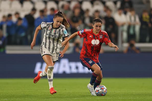TURIN, ITALY - OCTOBER 27: Danielle Van De Donk of Lyon is pursued by Julia Grosso of Juventus during the UEFA Women\\'s Champions League group C match between Juventus and Olympique Lyonnais at Juventus Stadium on October 27, 2022 in Turin, Italy. (Photo by Jonathan Moscrop/Getty Images)