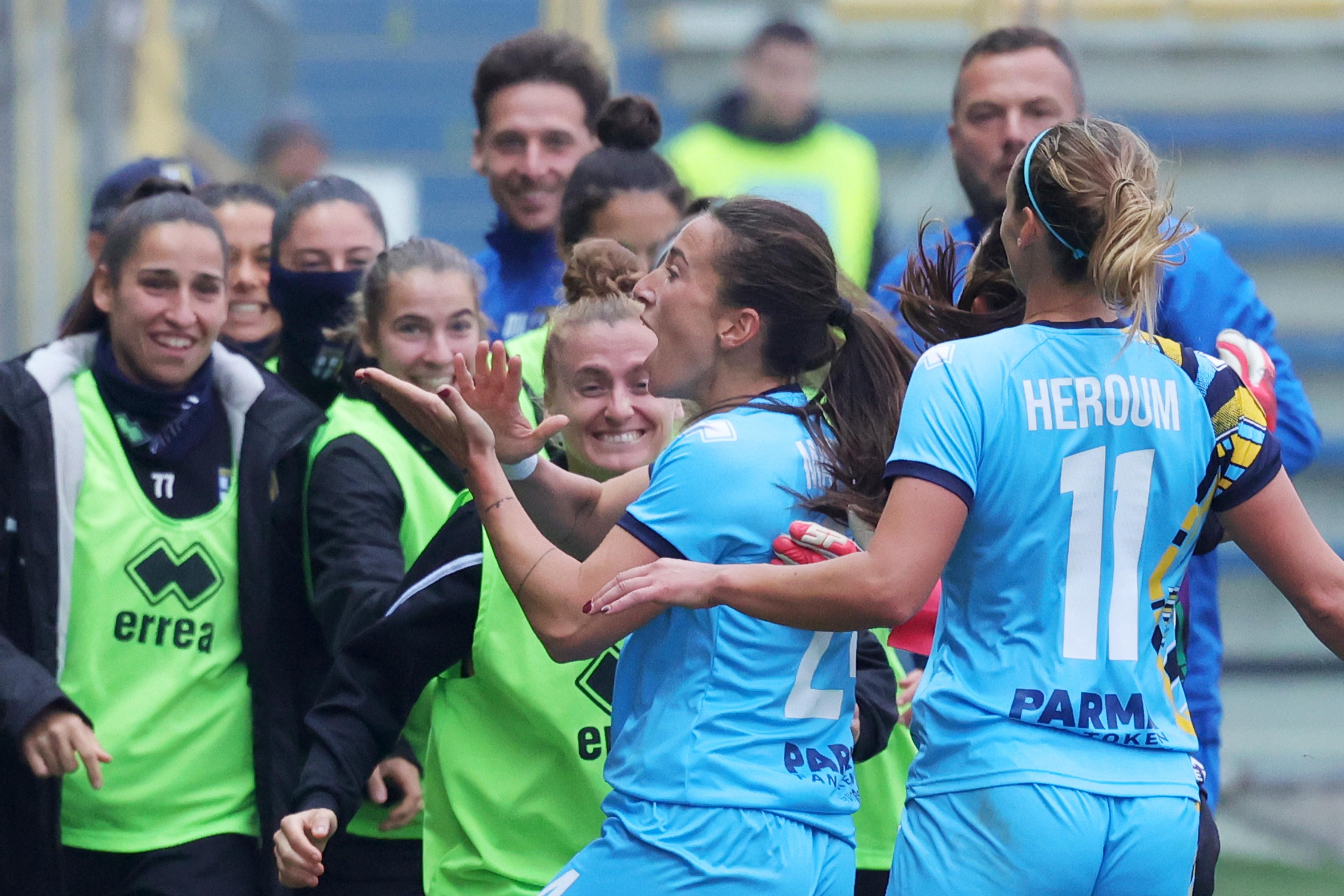 PARMA, ITALY - NOVEMBER 19: Melania Martinovic of Parma celebrates with team mates after scoring their first goal during the Women Serie A match between Parma and Juventus at Stadio Ennio Tardini on November 19, 2022 in Parma, Italy. (Photo by Claudia Greco/Getty Images)