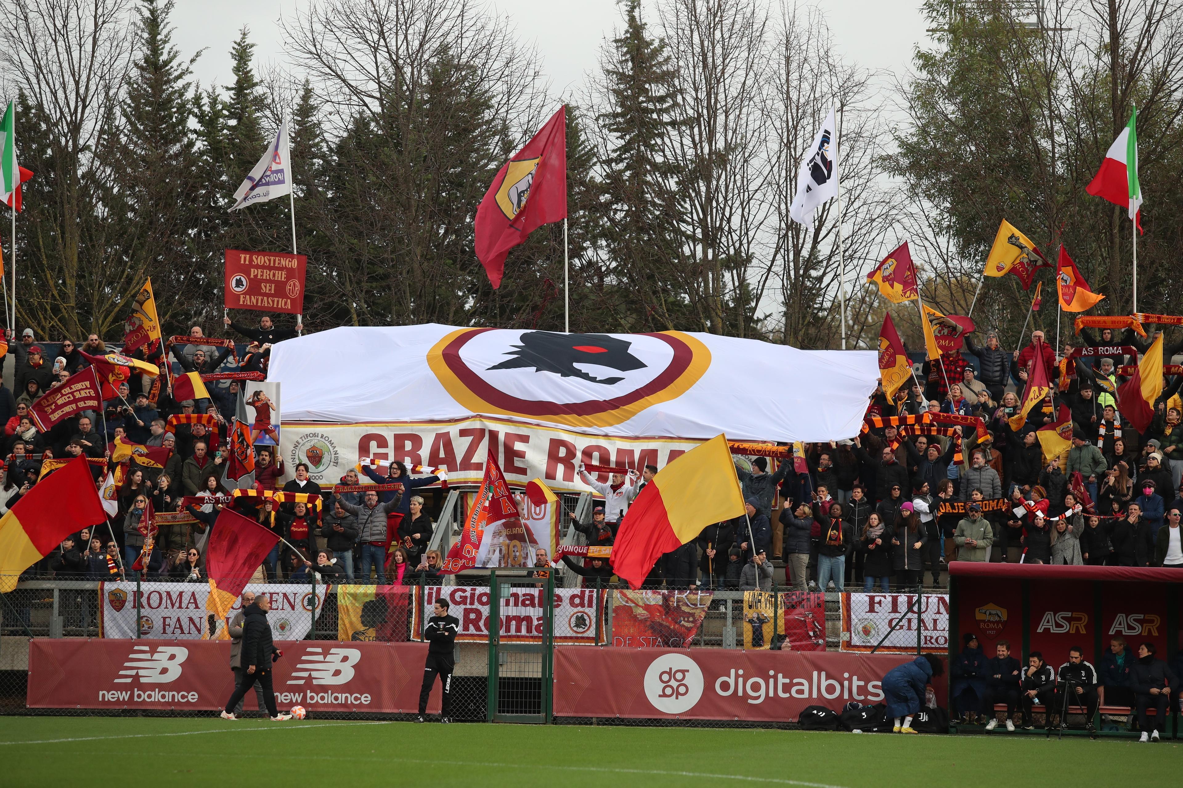 ROME, ITALY - DECEMBER 11: AS Roma fans during the Women Serie A match between AS Roma women and Juventus women at Tre Fontane sport centre on December 11, 2022 in Rome, Italy. (Photo by Paolo Bruno/Getty Images )