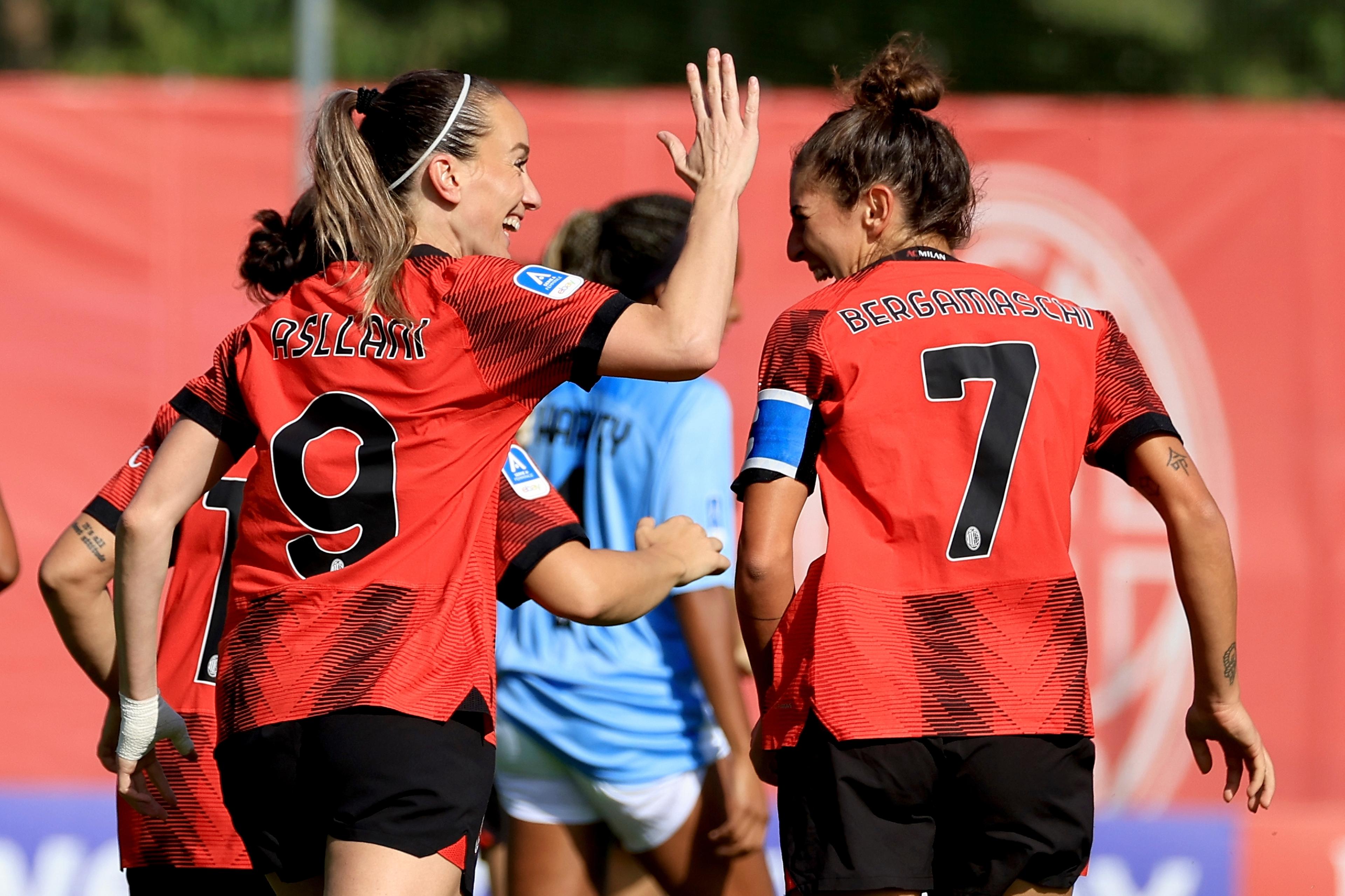 MILAN, ITALY - OCTOBER 22: Kosovare Asllani (L) of AC Milan celebrates with Valentina Bergamaschi (R) after scoring the his team's first goal during the Women Serie A eBay match between AC Milan and Pomigliano at Vismara PUMA House of Football on October 22, 2023 in Milan, Italy. (Photo by Giuseppe Cottini/AC Milan via Getty Images)