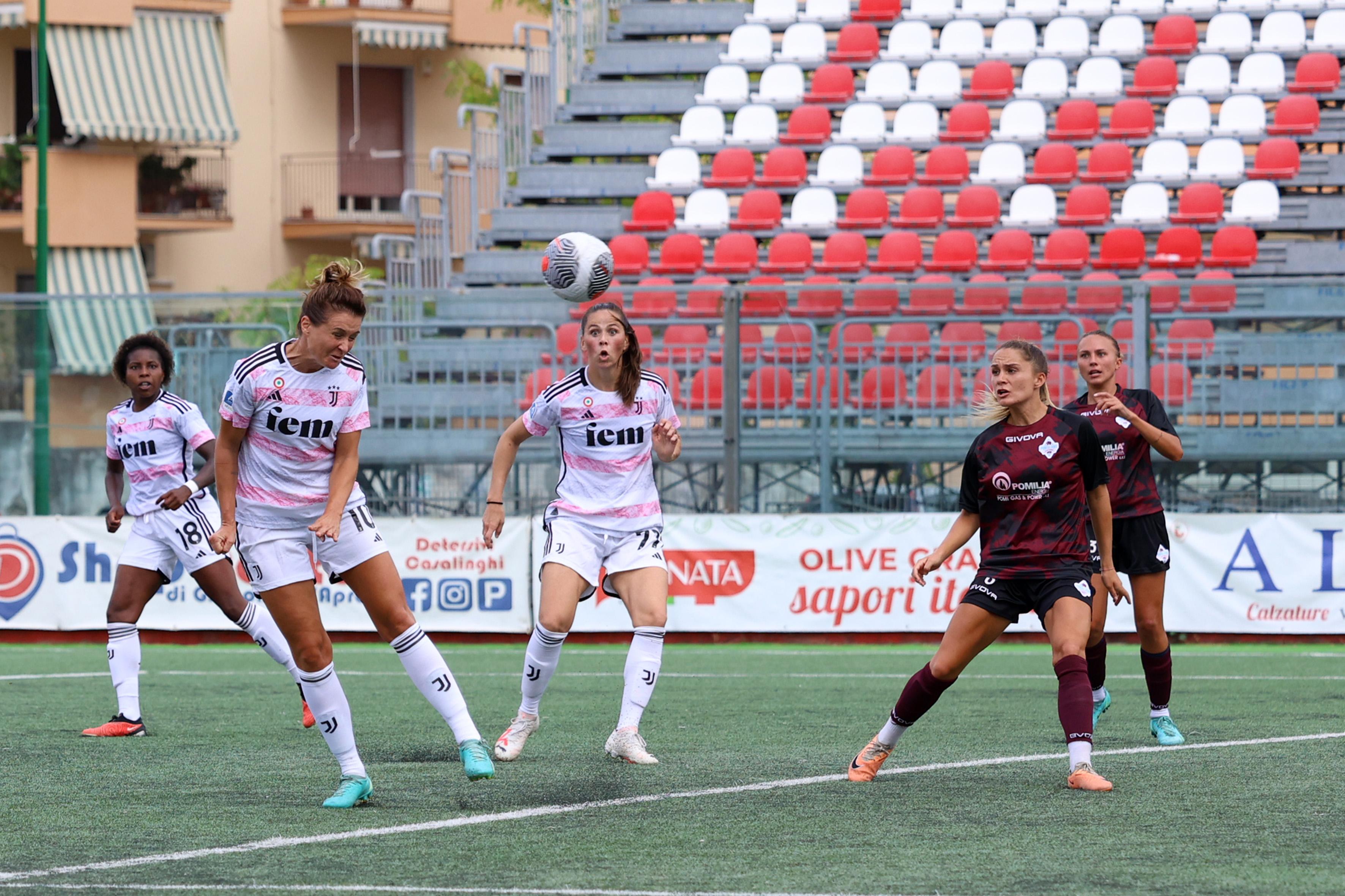 TORRE DEL GRECO, ITALY - SEPTEMBER 16: Cristiana Girelli of Juventus scores the 2-3 goal during the Women Serie A match between Pomigliano and Juventus on September 16, 2023 in Torre del Greco, Italy. (Photo by Juventus FC/Juventus FC via Getty Images)