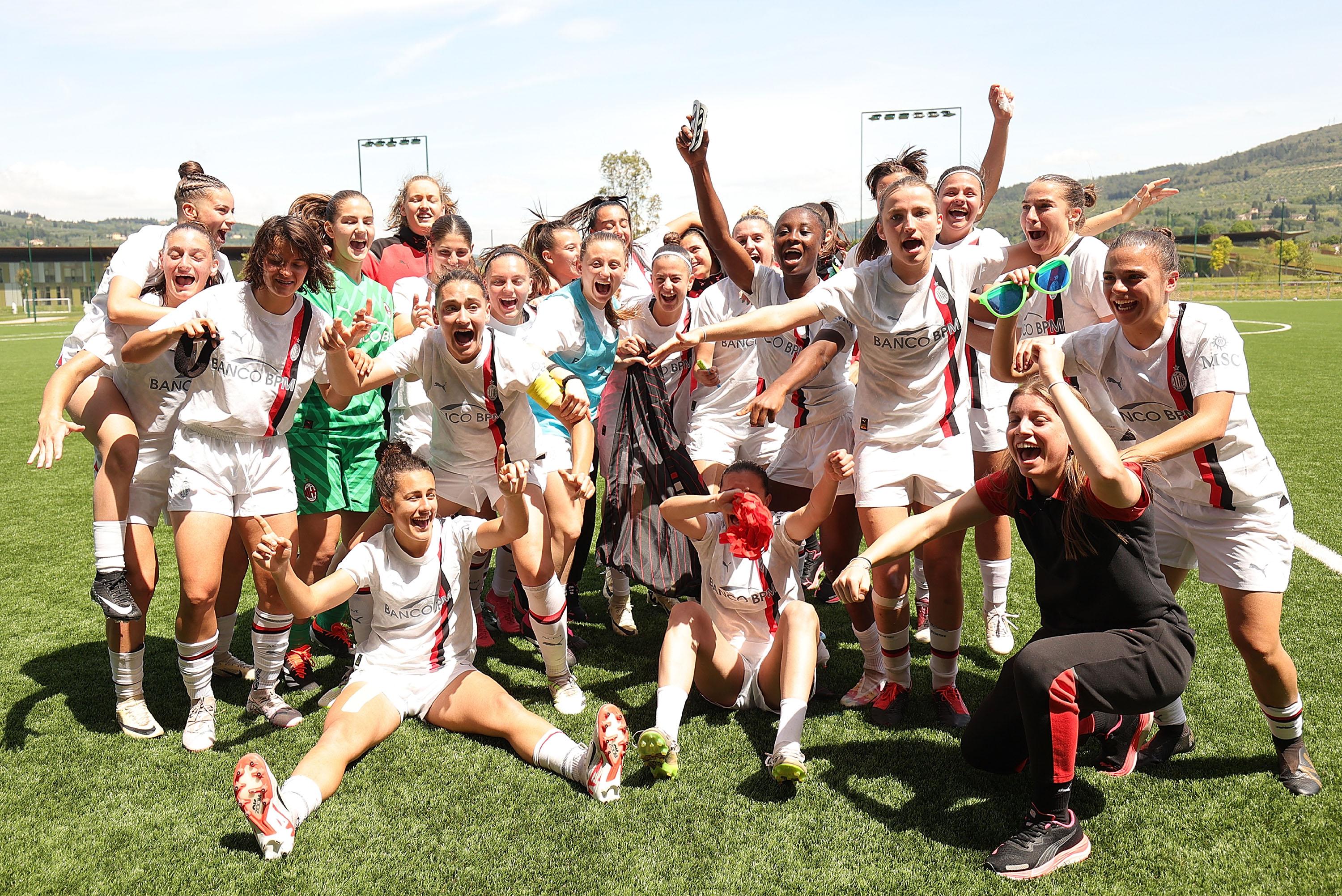 FLORENCE, ITALY - MAY 9: AC Milan U19 Women celebrates the victory after during the Primavera 1 Semi-final match between AS Roma U19 and AC Milan U19 on May 9, 2024 in Florence, Italy. (Photo by Gabriele Maltinti/Getty Images)