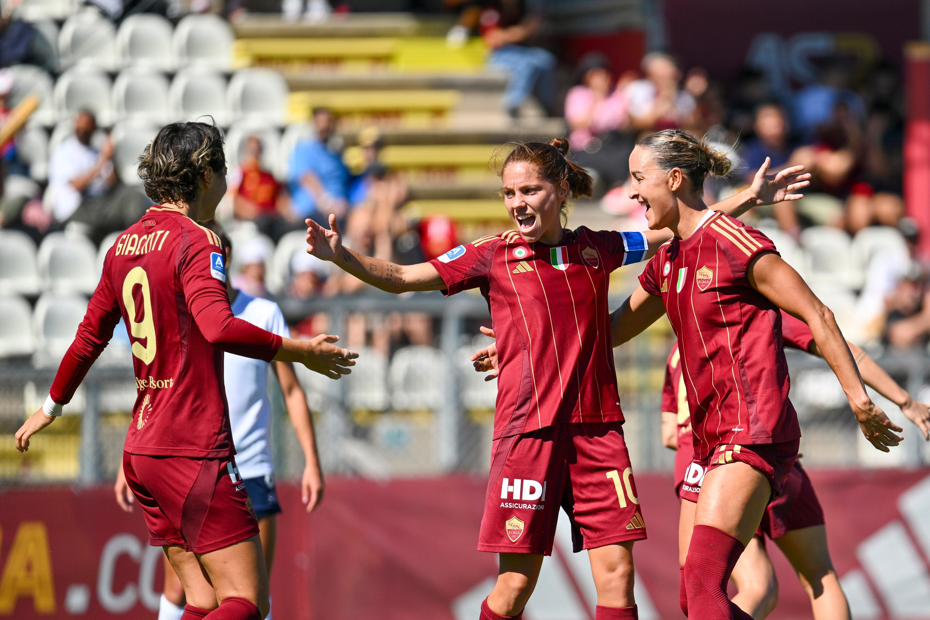 Manuela Giugliano (Roma Women) ; September 29; 2023 - Football : Italian championship 2024 2025 Femminile ; 4¡Day ; match between Roma Women 3-1 Napoli Women at Tre Fontane Stadium ; Roma, Italy; Joy Goal 3-0 ;( photo by aicfoto)(ITALY) [0855]