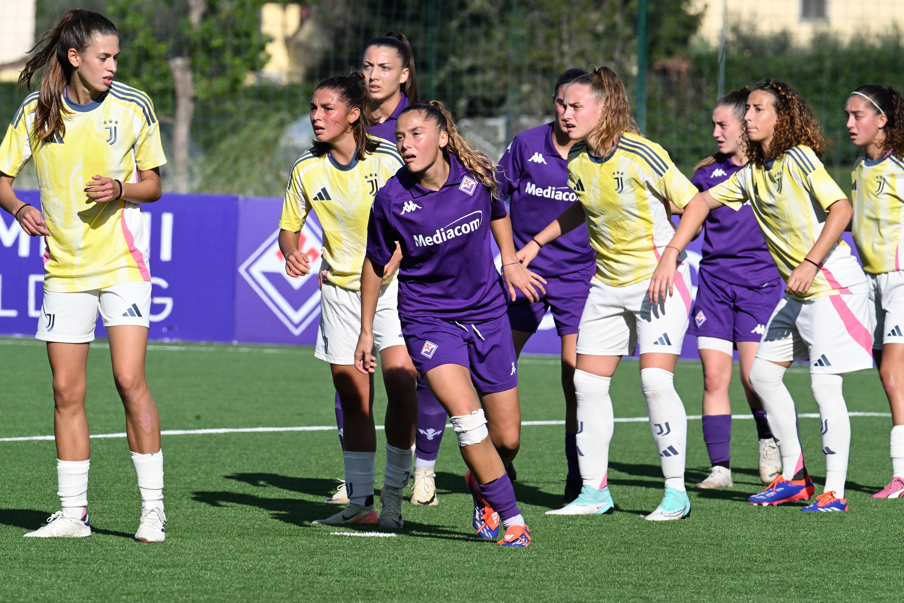 Coppa Italia Femminile Primavera, domenica a Tirrenia la finale tra Juventus e Fiorentina. Diretta su Vivo Azzurro TV, in campo c'è tanta Italia U19