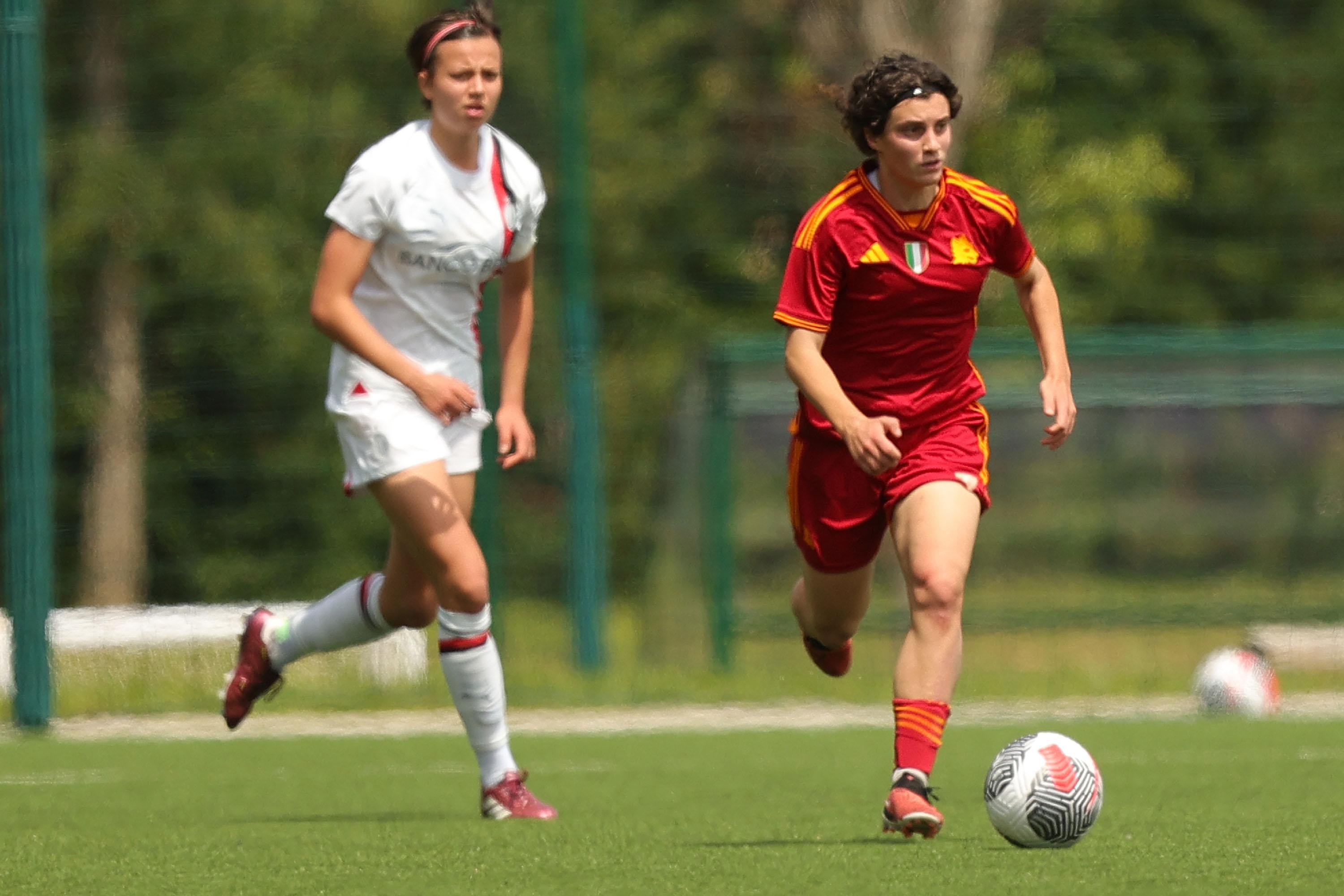FLORENCE, ITALY - MAY 9: Giada Catena of AS Roma U19 Women in action during the Primavera 1 Semi-final match between AS Roma U19 and AC Milan U19 on May 9, 2024 in Florence, Italy. (Photo by Gabriele Maltinti/Getty Images) *** Local Caption *** Giada Catena