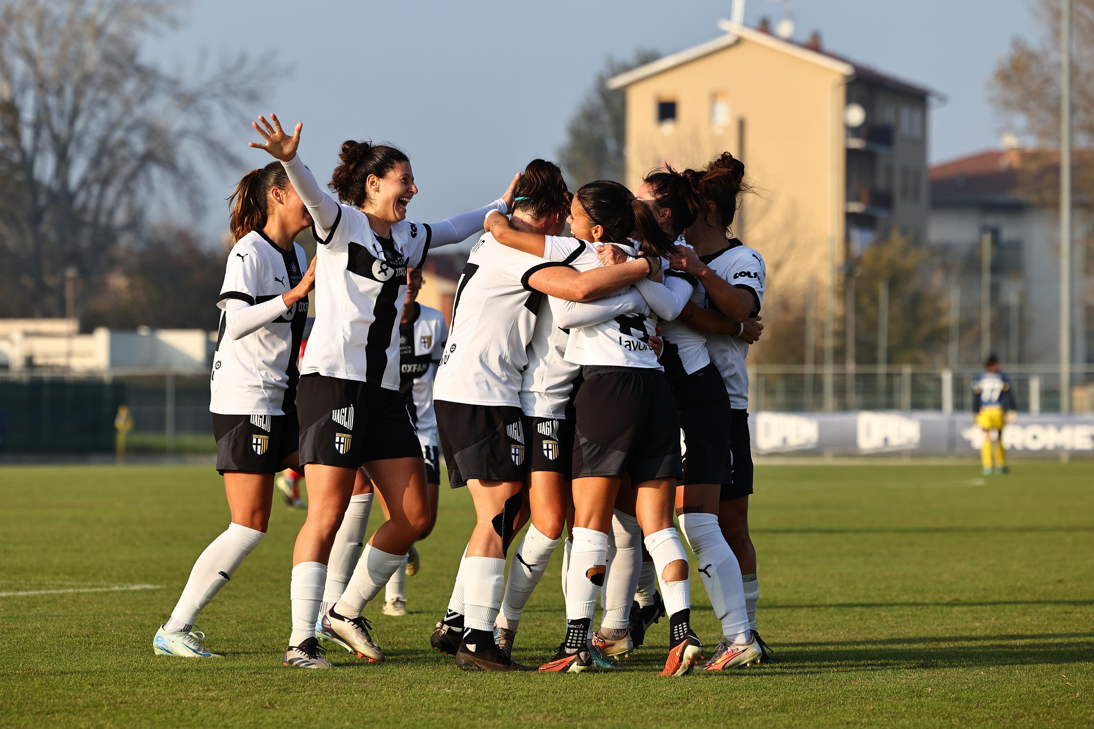 Prima sconfitta per la Ternana, il Parma non sbaglia e torna in vetta con le umbre