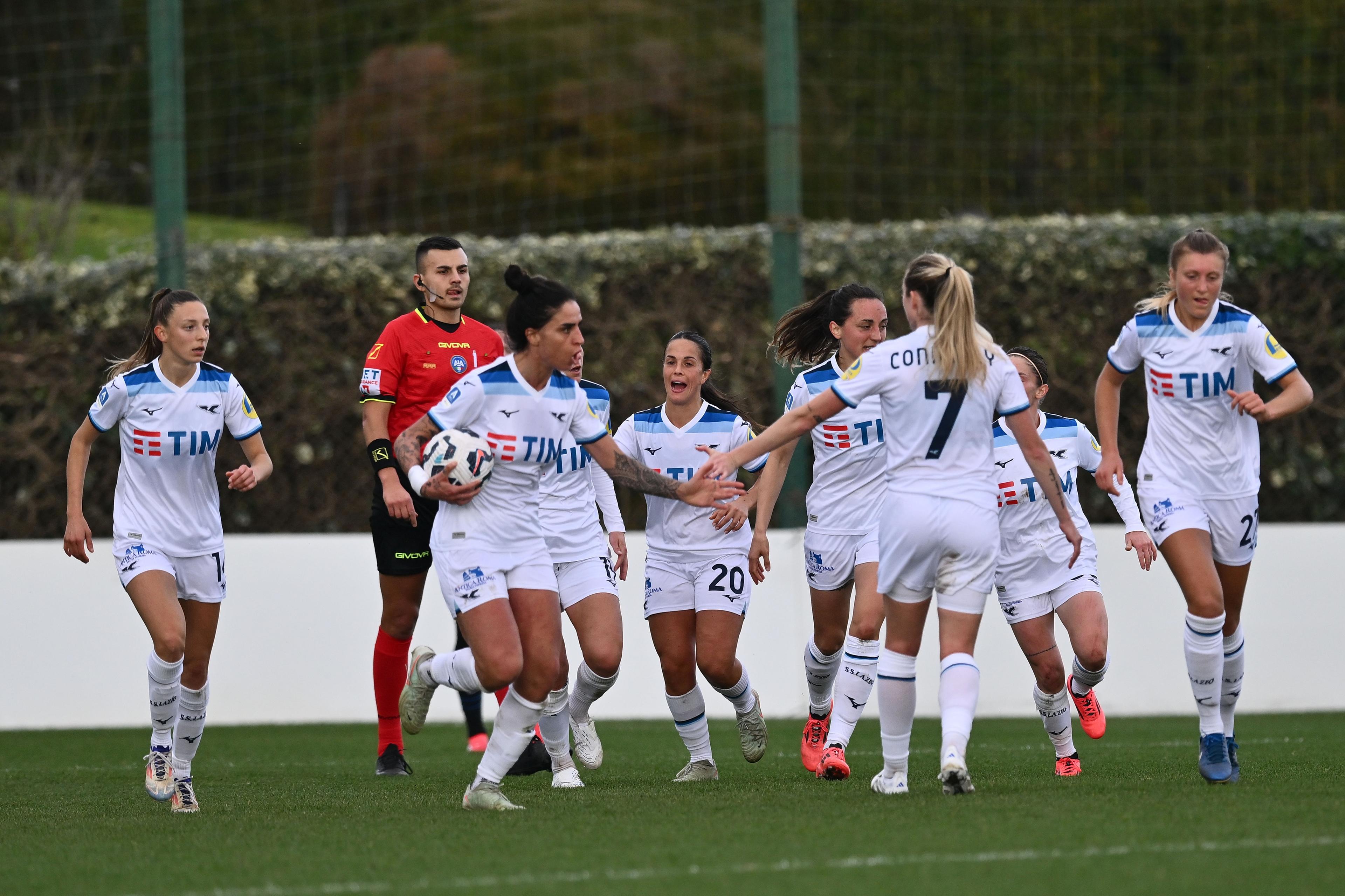 Piemonte e Girelli, che domenica bestiale! Secondo successo stagionale del Napoli, al Como non basta Kramzar