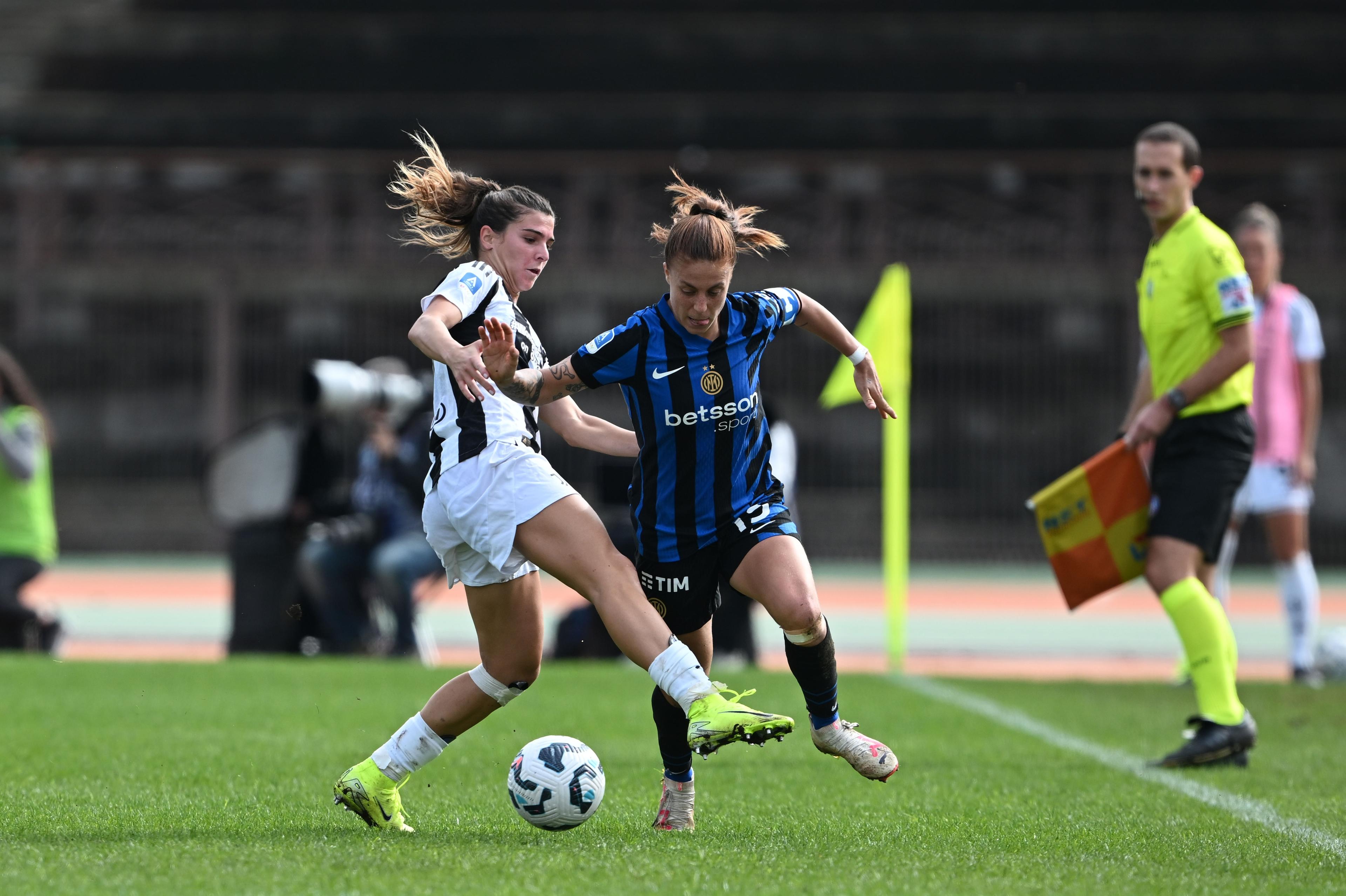 Sofia Cantore (Juventus Women)Beatrice Merlo (Inter Women) ; October 20; 2024 - Football : Italian championship 2024 2025 Femminile ; 7°Day ; match between Inter Women 0-0 Juventus Women at Arena Civica Gianni BreraStadium ; Milano, Italy; ;( photo by aicfoto)(ITALY) [0855]