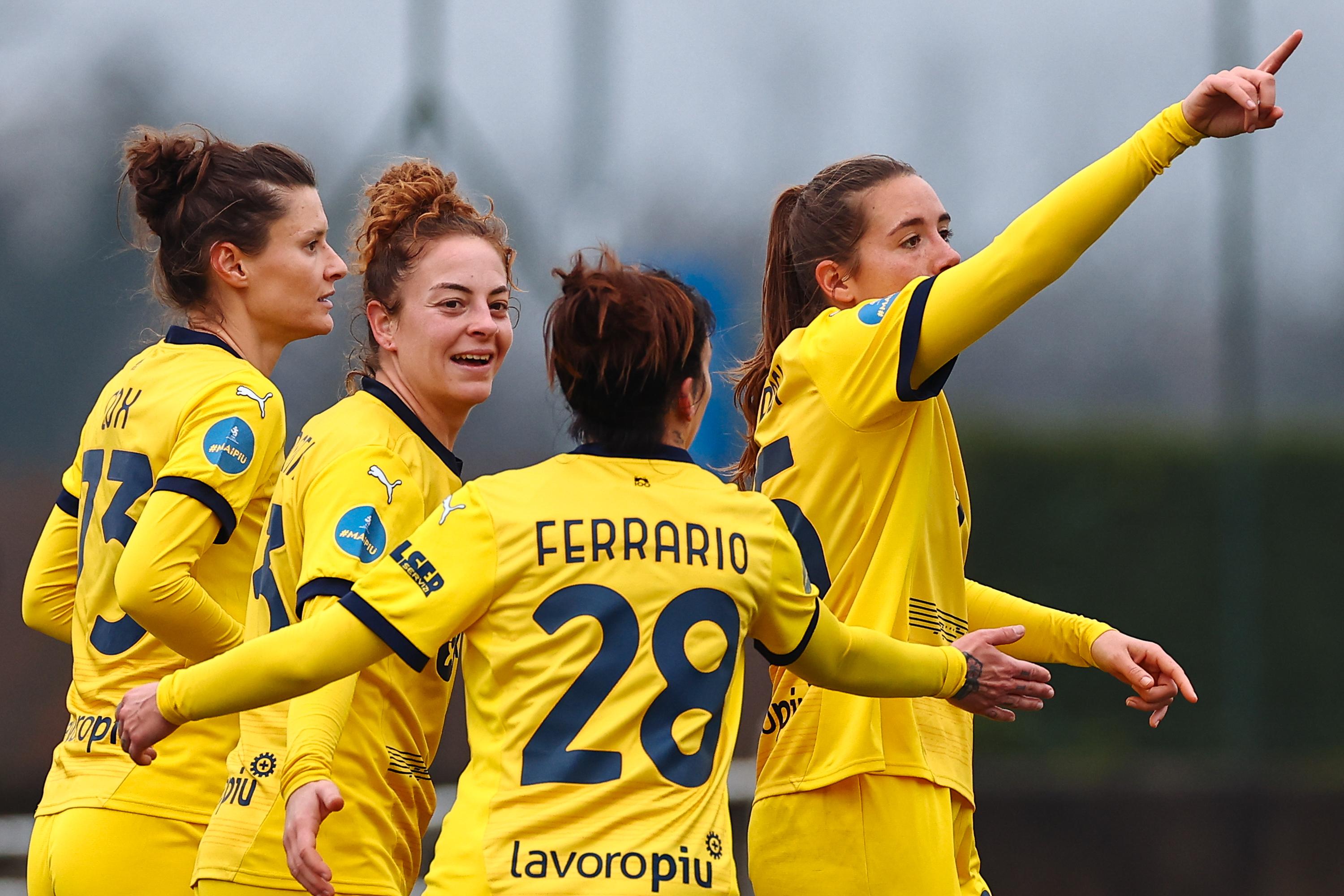 Il Parma vince in casa dell'Orobica, la Ternana pareggia a Lumezzane. La squadra di Colantuono sola in vetta