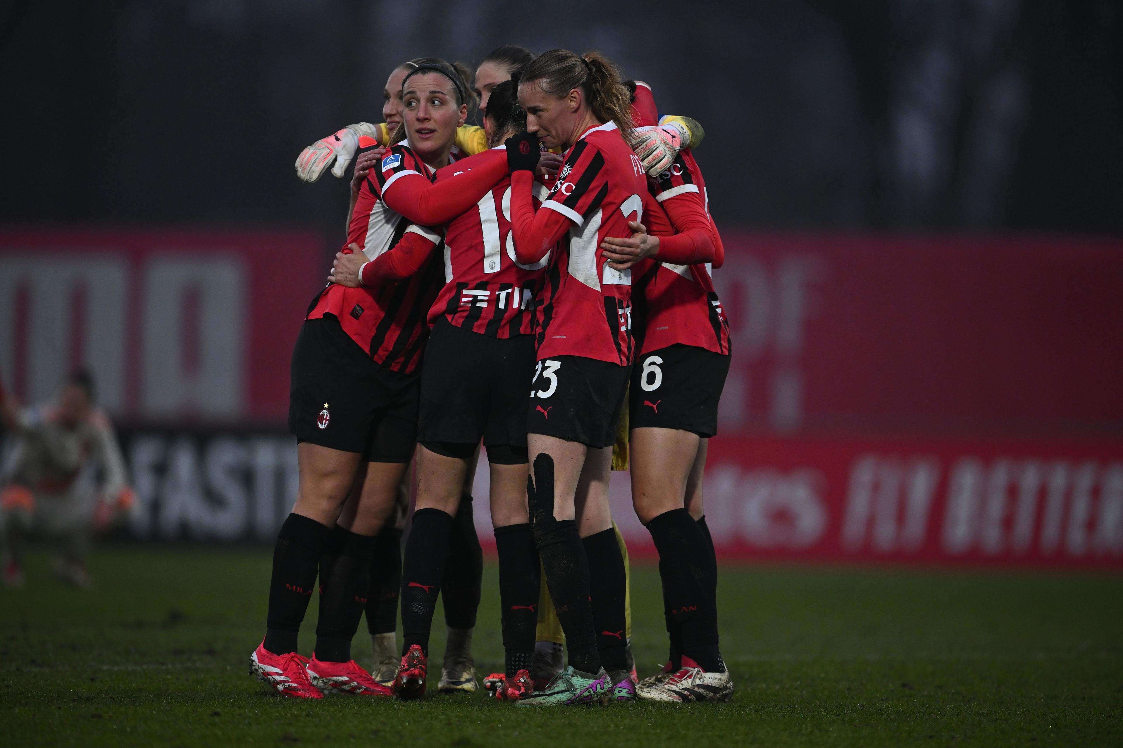 Final joy (Milan Women) ; January 25; 2025 - Football : Italian championship 2024 2025 Femminile ; 16°Day; match between Milan Women 3-2 Roma Women at Peppino Vismara Stadium ; Milano, Italy; ;( photo by aicfoto)(ITALY) [0855]