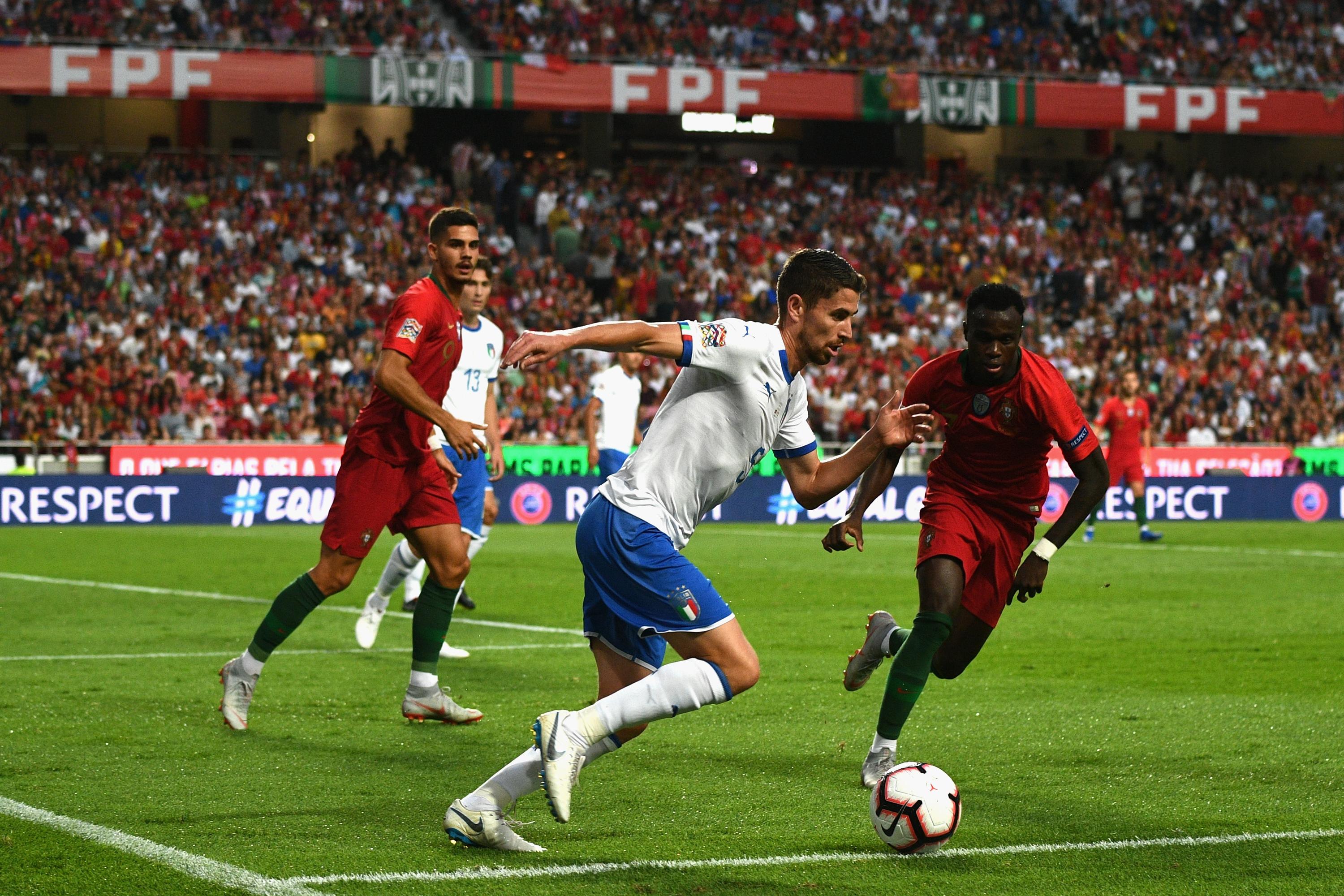 LISBON, PORTUGAL - SEPTEMBER 10:  Jorginho of Italy in action during the UEFA Nations League A group three match between Portugal and Italy at  on September 10, 2018 in Lisbon, Portugal.  (Photo by Claudio Villa/Getty Images)