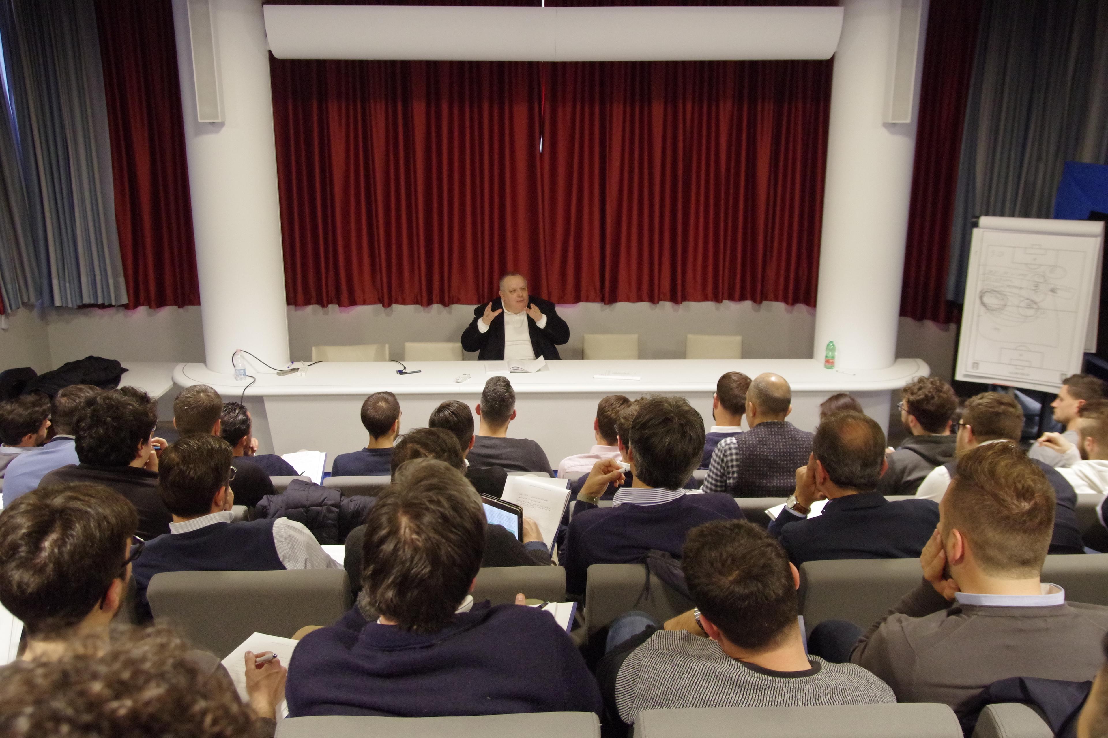 Corso per osservatore calcistico: lezione di Marco Zunino