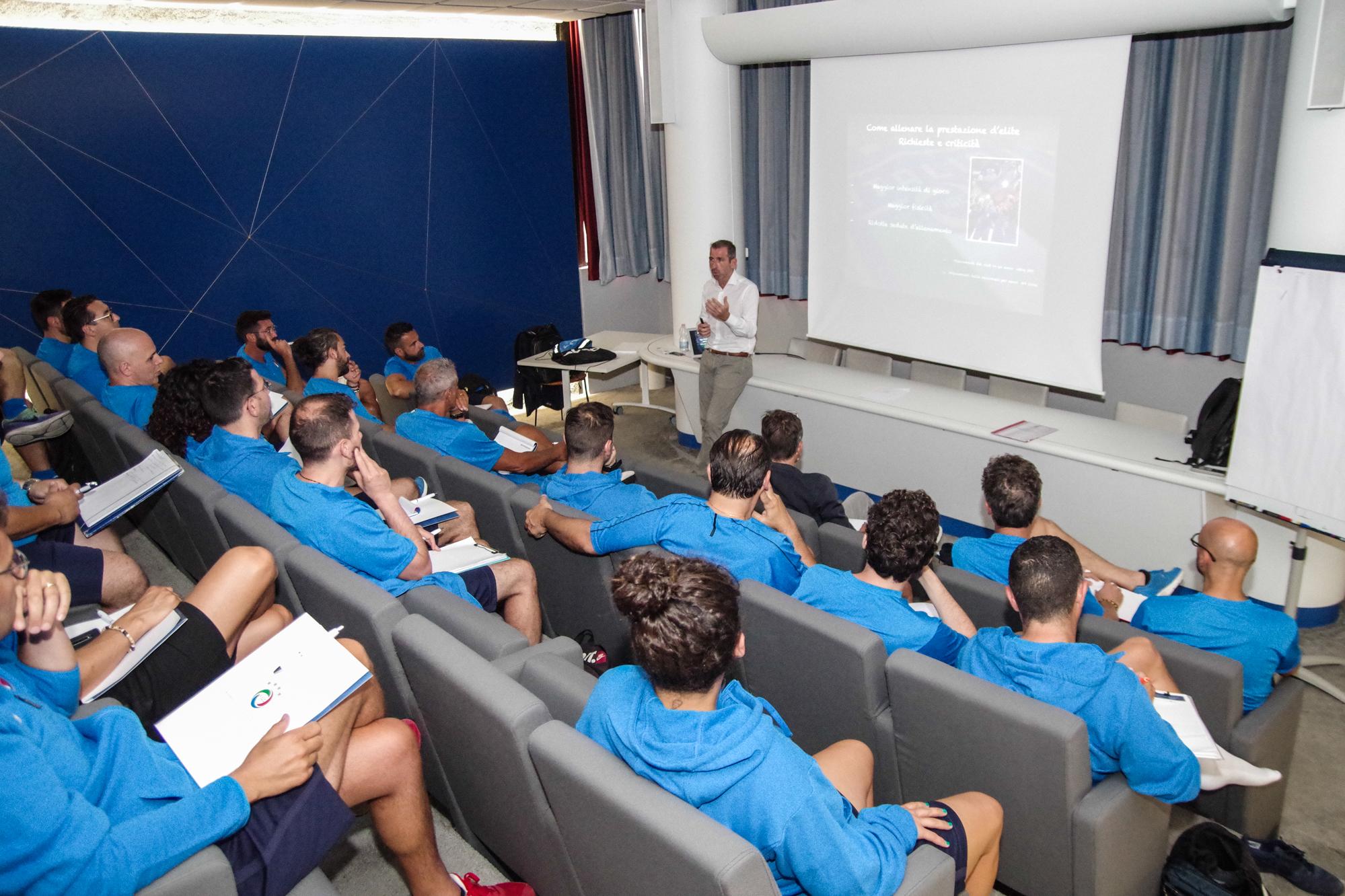 Corso allenatore calcio a 5, lezione del Ct Alessio Musti