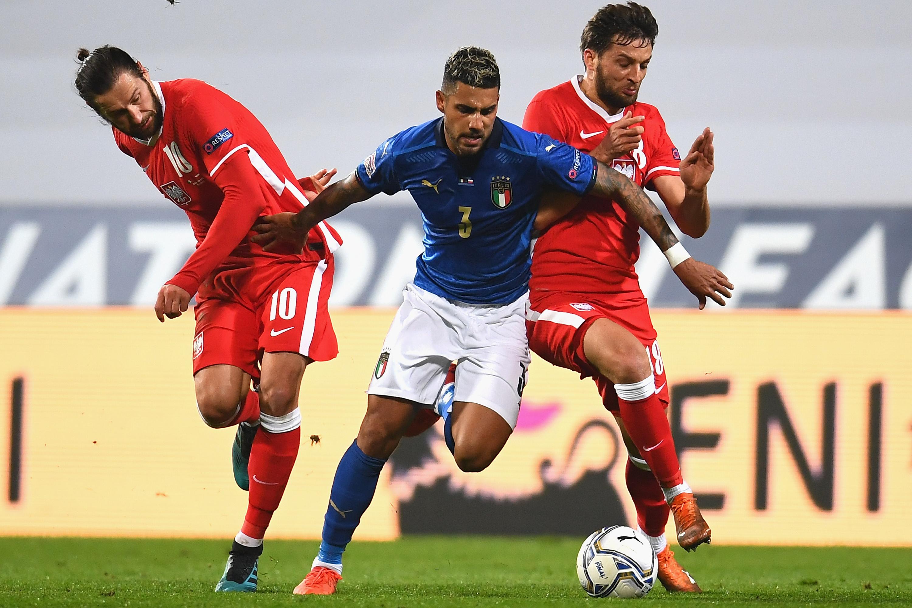 REGGIO NELL\\'EMILIA, ITALY - NOVEMBER 15:  Emerson Palmieri of Italy in action during the UEFA Nations League group stage match between Italy and Poland at Mapei Stadium - Citta\\' del Tricolore on November 15, 2020 in Reggio nell\\'Emilia, Italy.  (Photo by Claudio Villa/Getty Images) *** Local Caption *** Emerson Palmieri