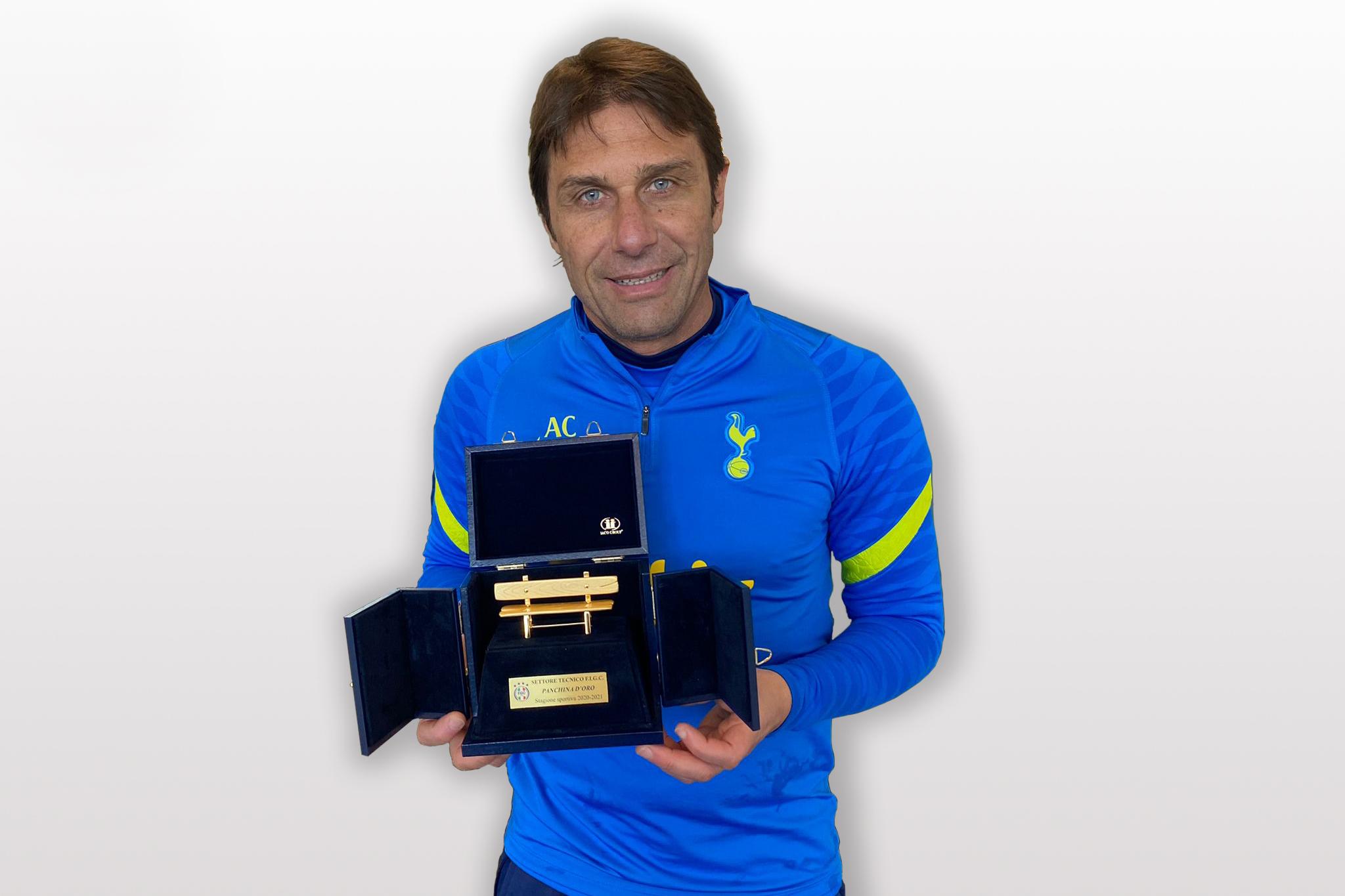 Ad Antonio Conte la 30ª edizione della Panchina d’oro. Albertini: \"Premio meritato\"