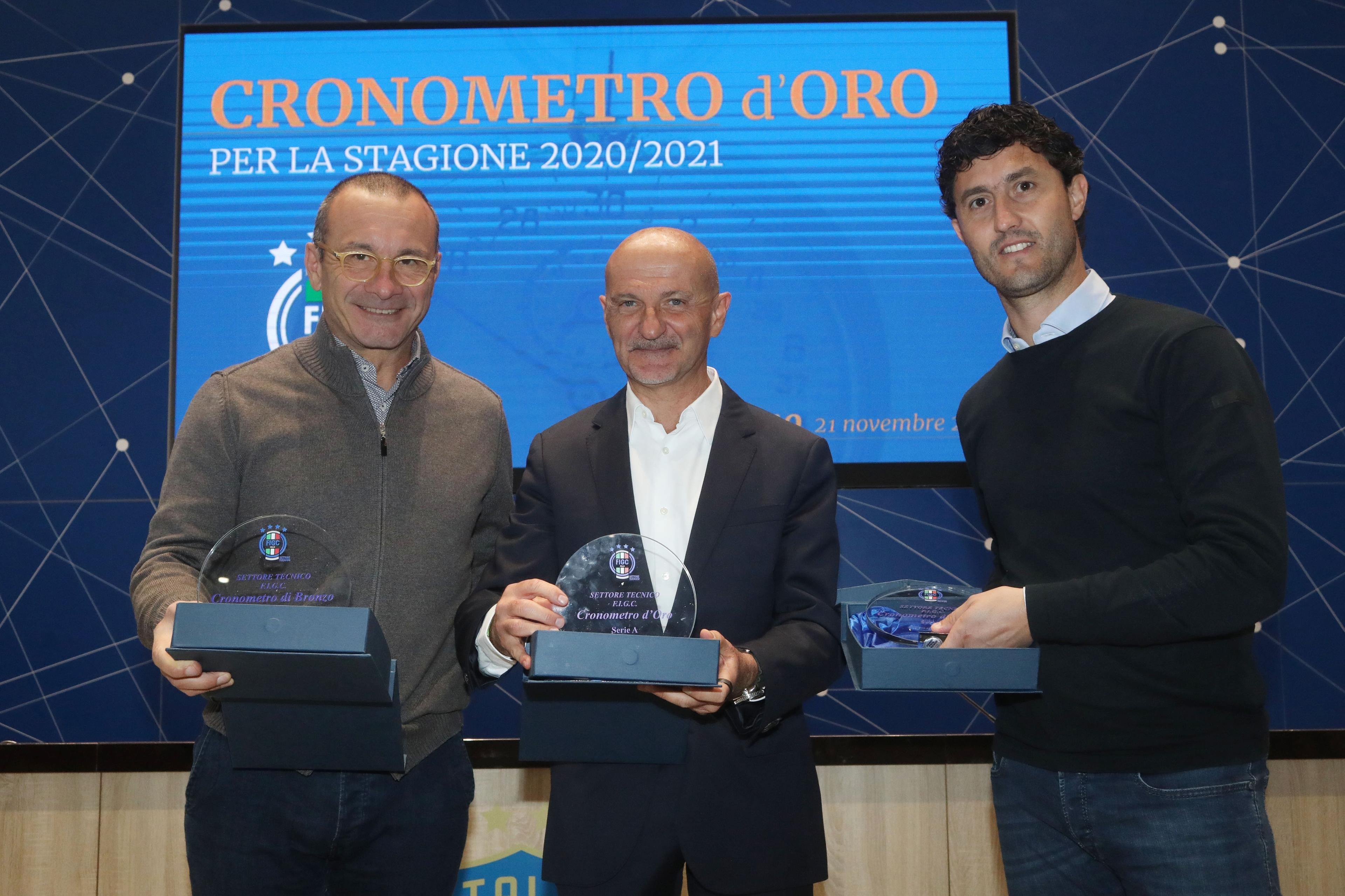 Consegnati i riconoscimenti per il Cronometro d’oro. Pintus: \"Grazie alla FIGC per la formazione\"